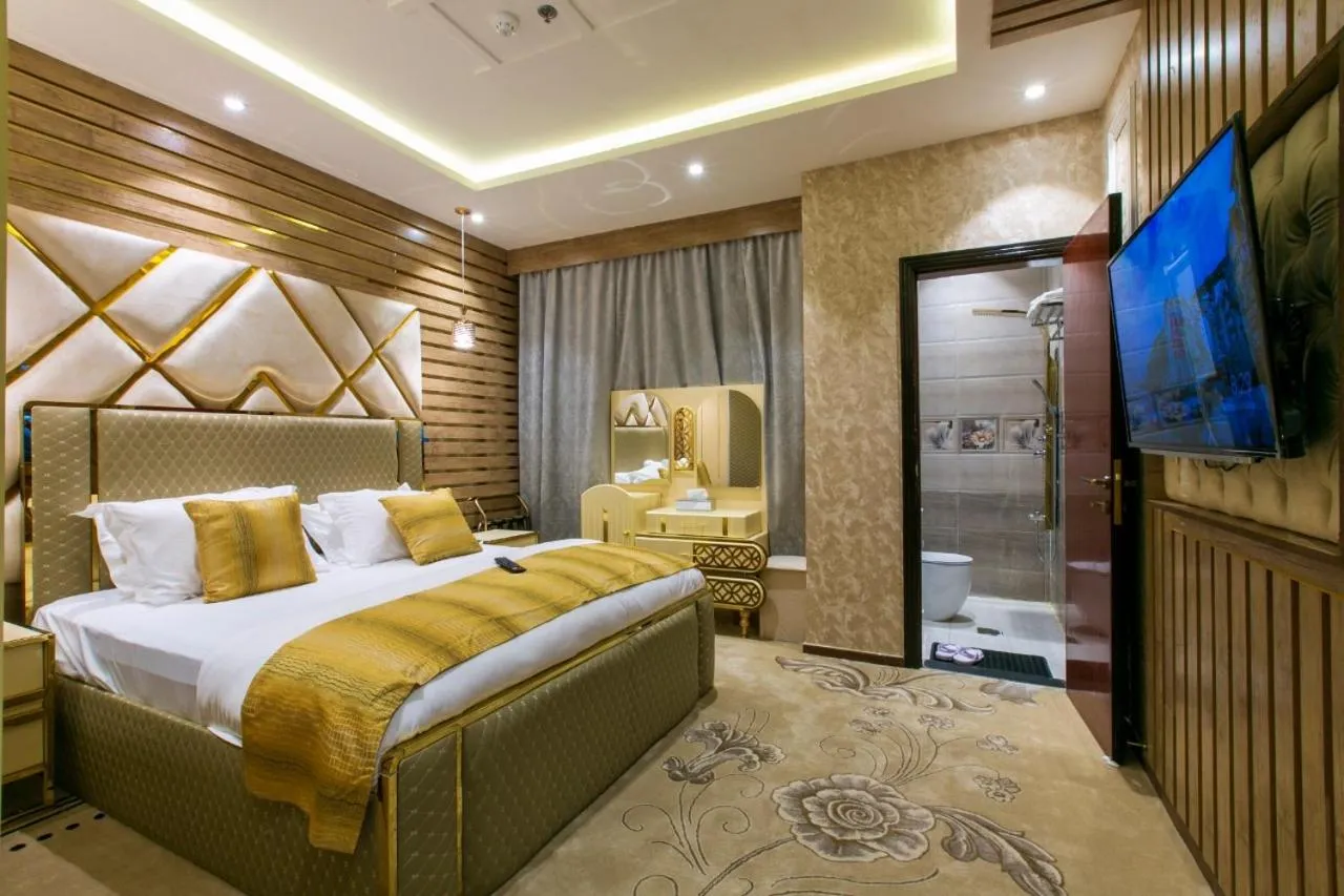 Bed in لامبرت للشقق المخدومة