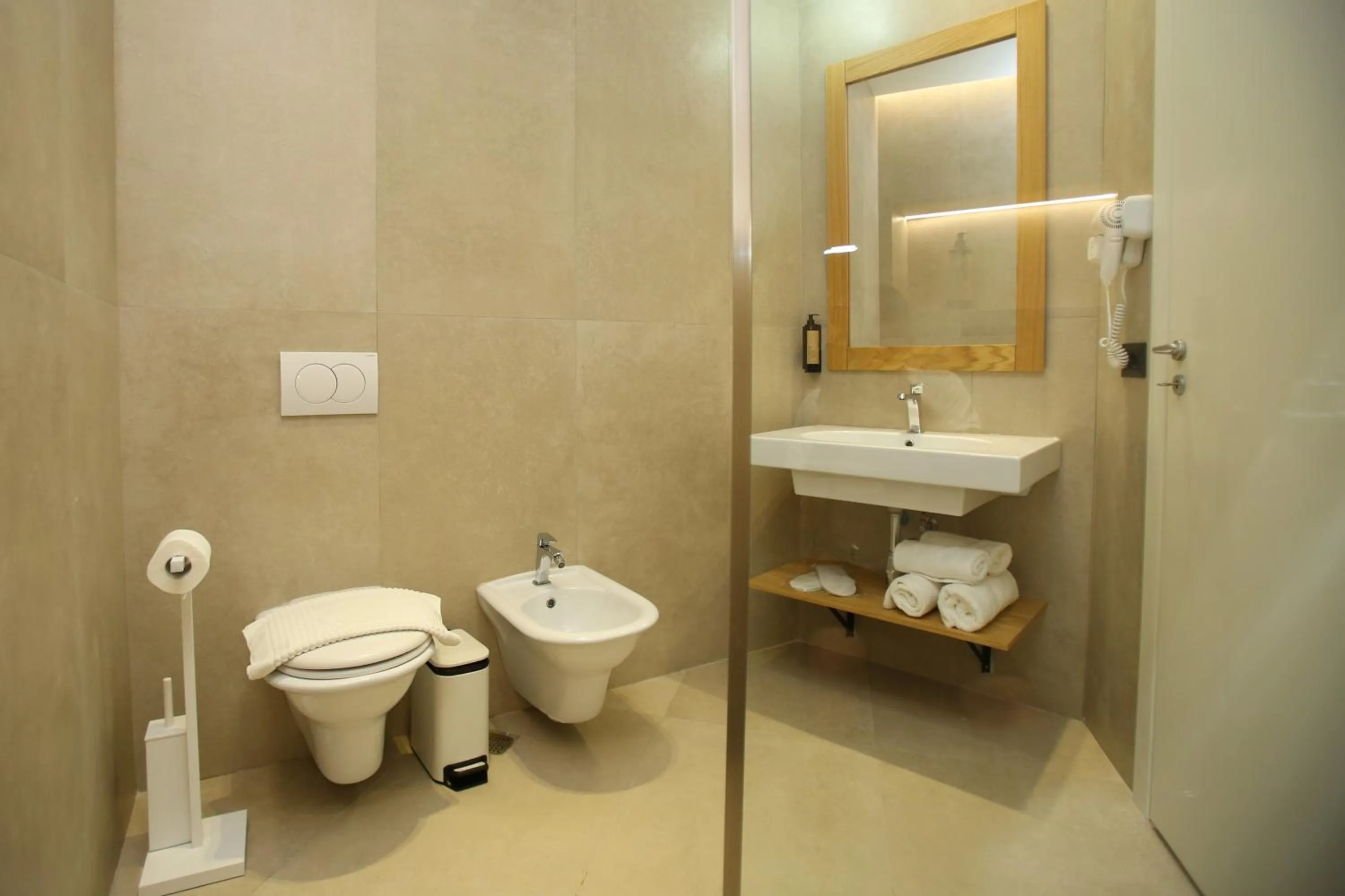 Hotel Brooklyn Vlore