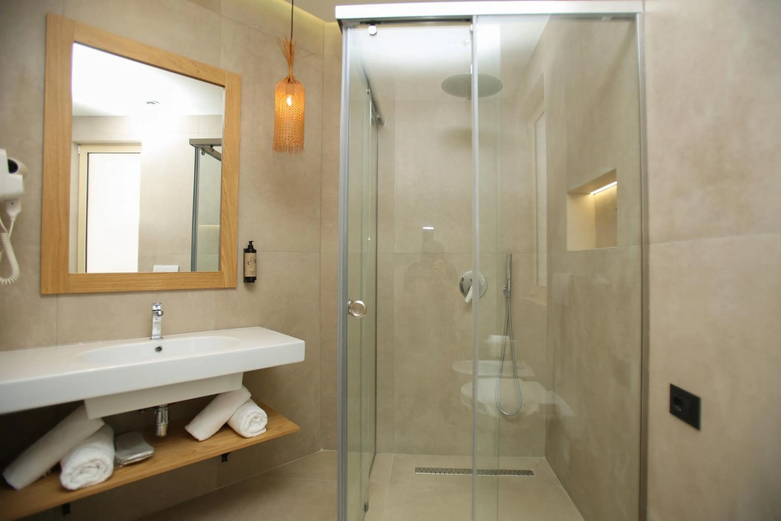 Hotel Brooklyn Vlore