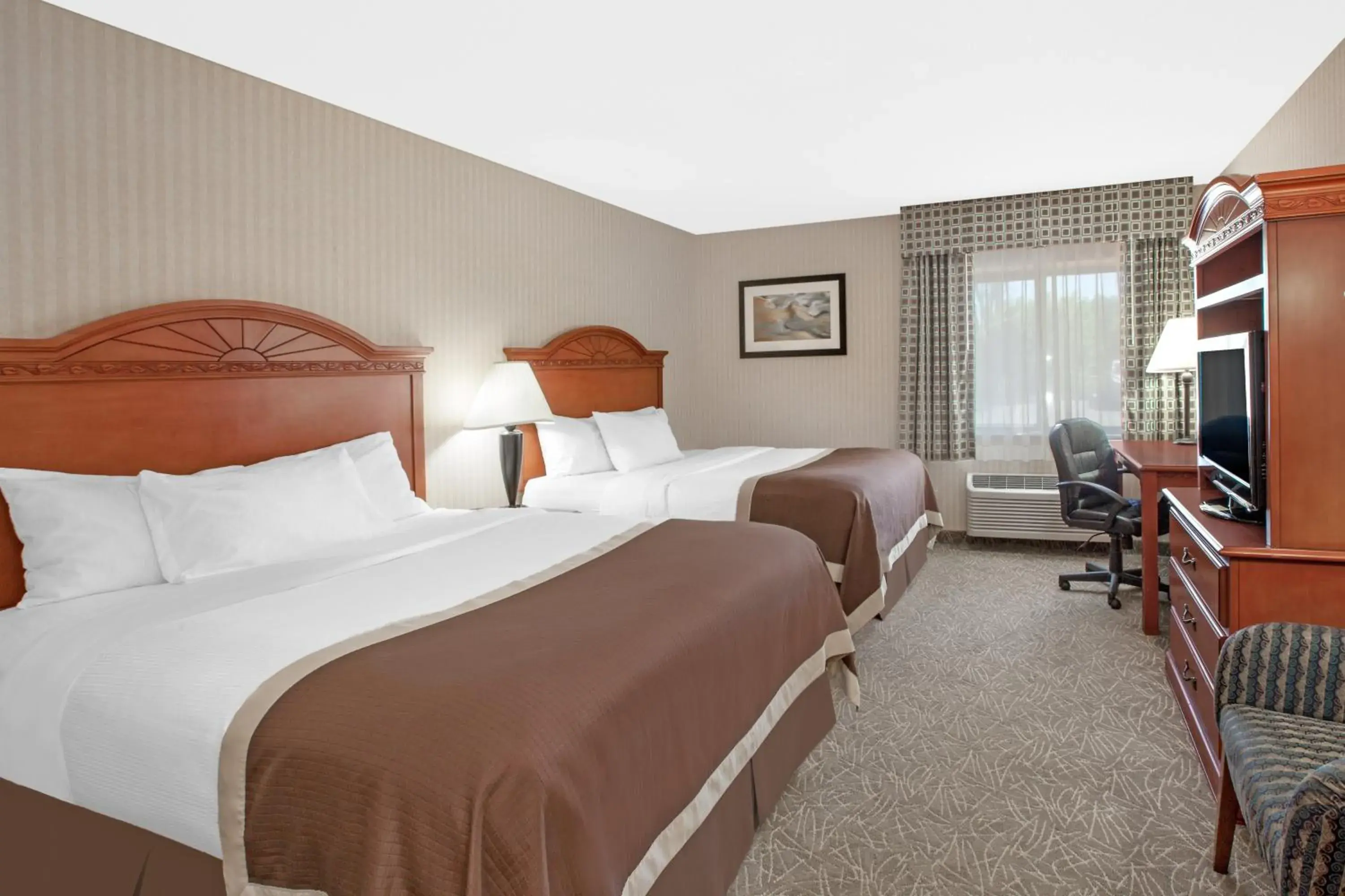 Queen Room with Two Queen Beds - Non-Smoking in Baymont by Wyndham Jackson Queen Room with Two Queen Beds - Non-Smoking in Baymont by Wyndham Jackson