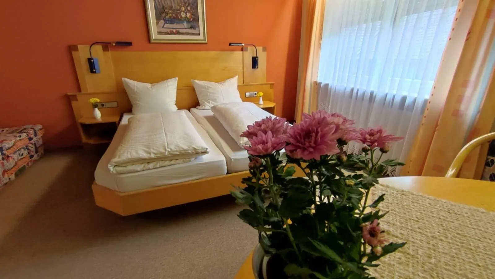 Bed in Hotel Freihof