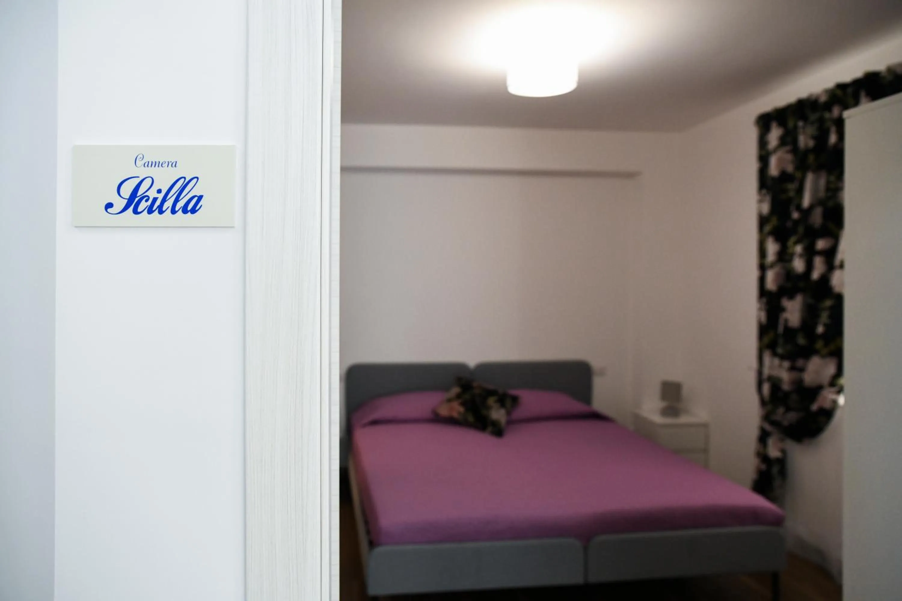 Bedroom, Bed in ATHENA