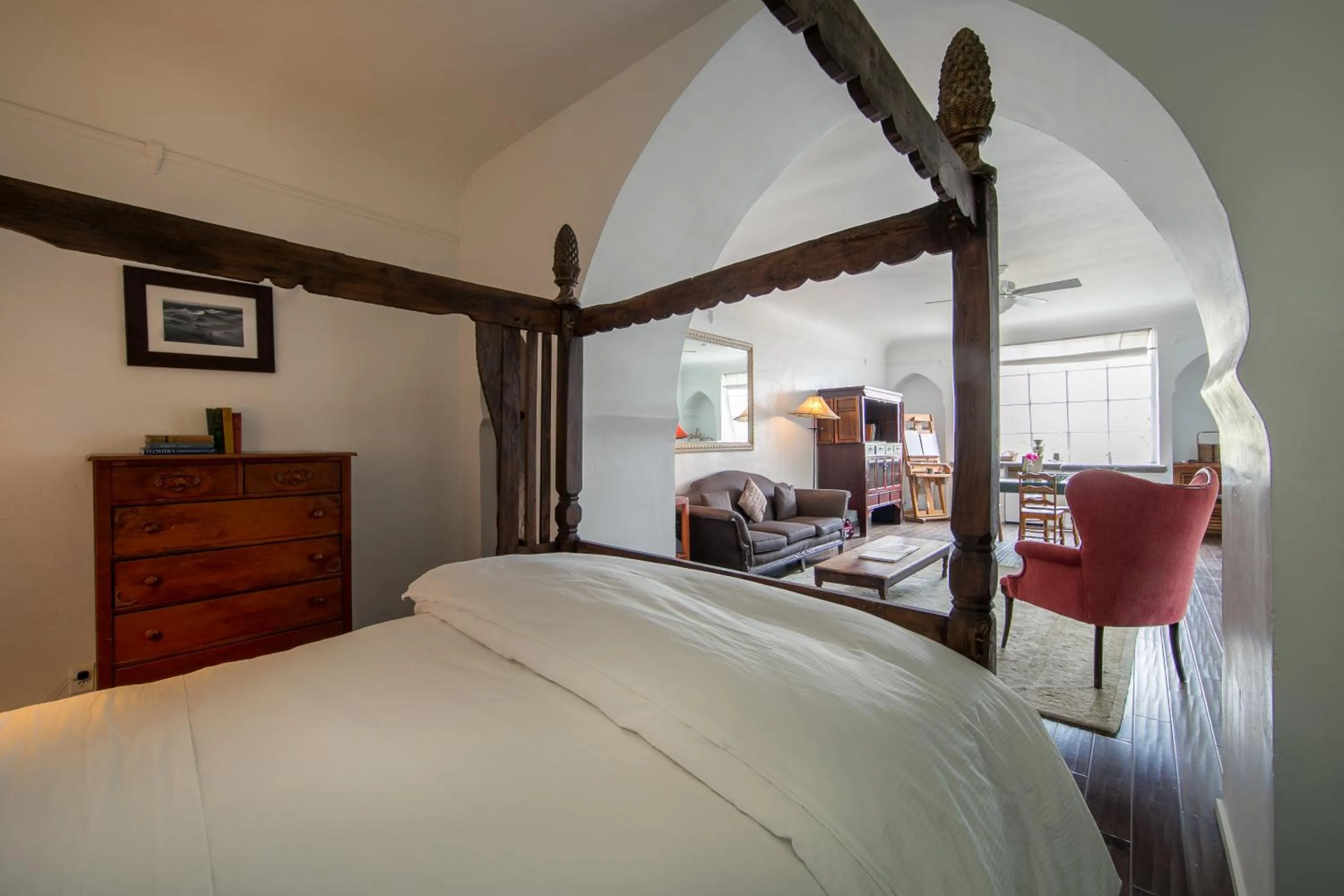 Photo of the whole room, Bed in Korakia Pensione