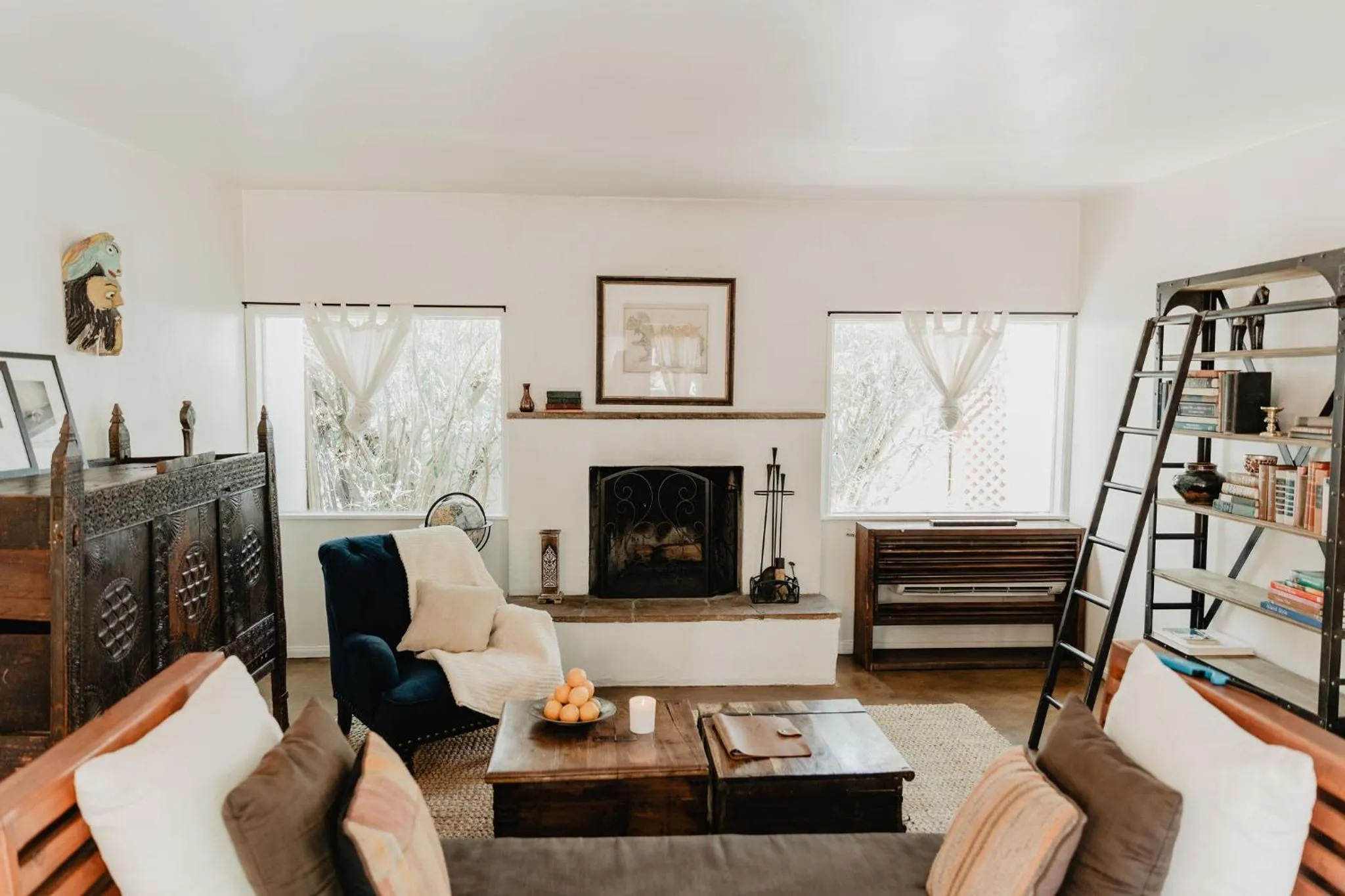 Living room in Korakia Pensione