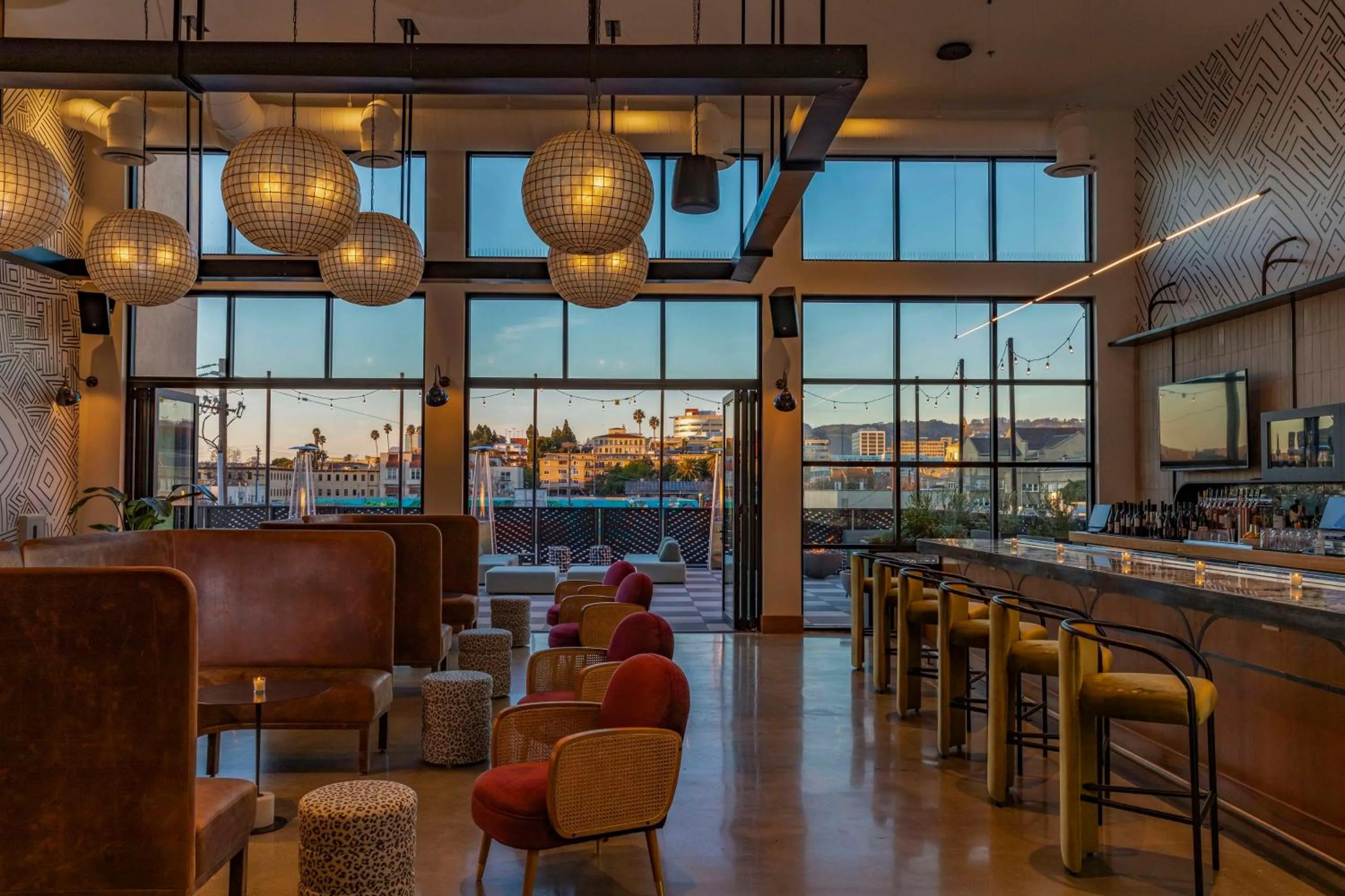 Lounge or bar in Kissel Uptown Oakland, in the Unbound Collection by Hyatt