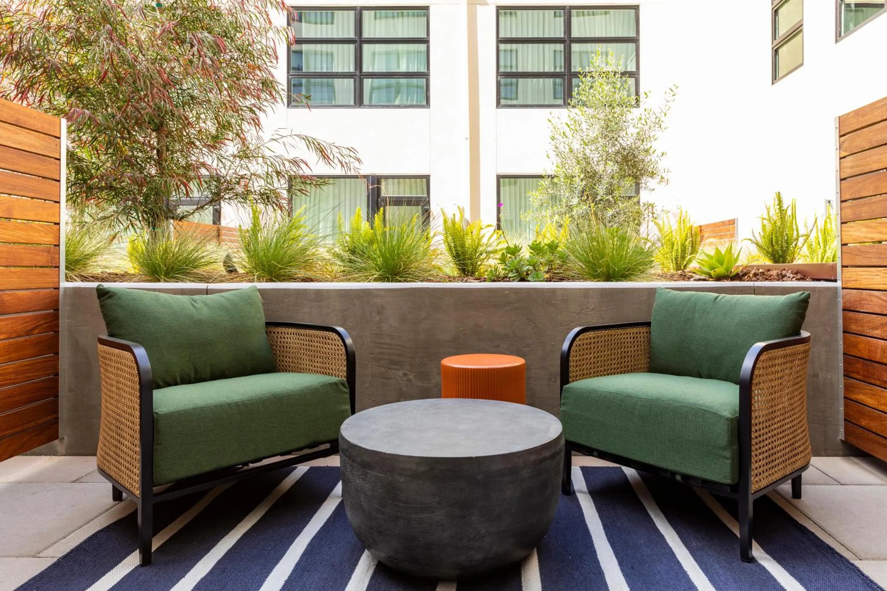 Balcony/Terrace in Kissel Uptown Oakland, in the Unbound Collection by Hyatt