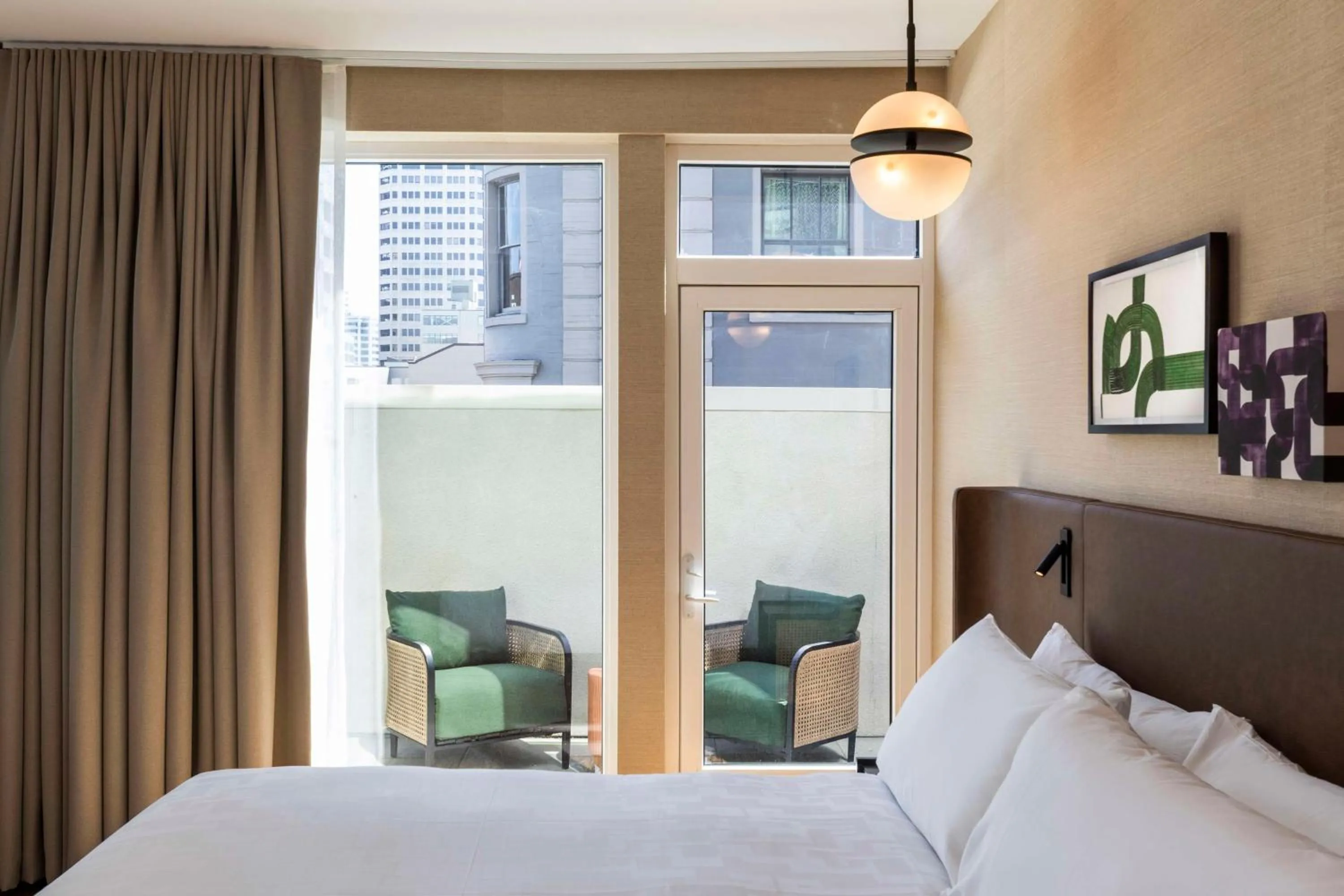 Bedroom, Bed in Kissel Uptown Oakland, in the Unbound Collection by Hyatt