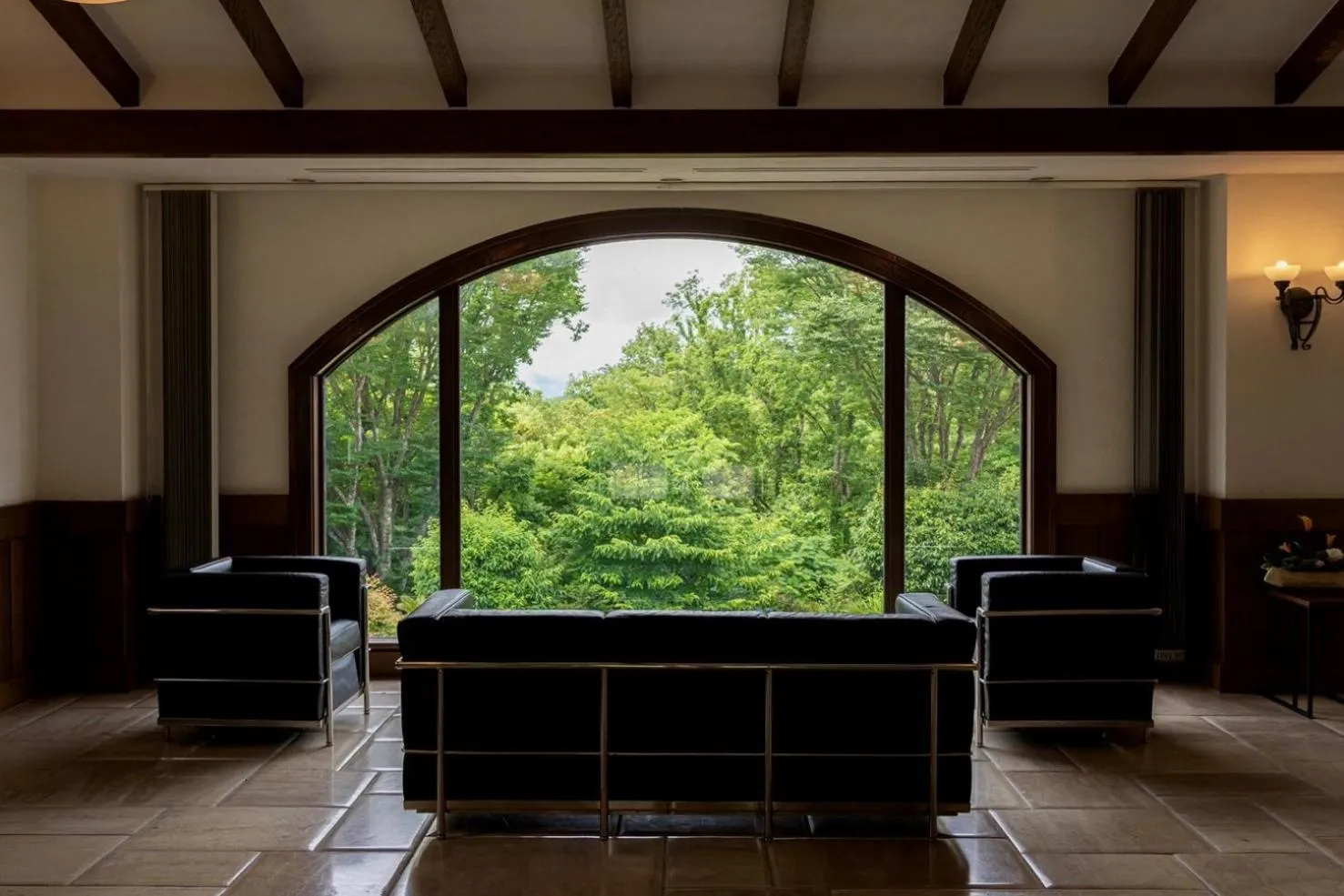 Lobby or reception in 伊豆高原温泉ホテル 森の泉