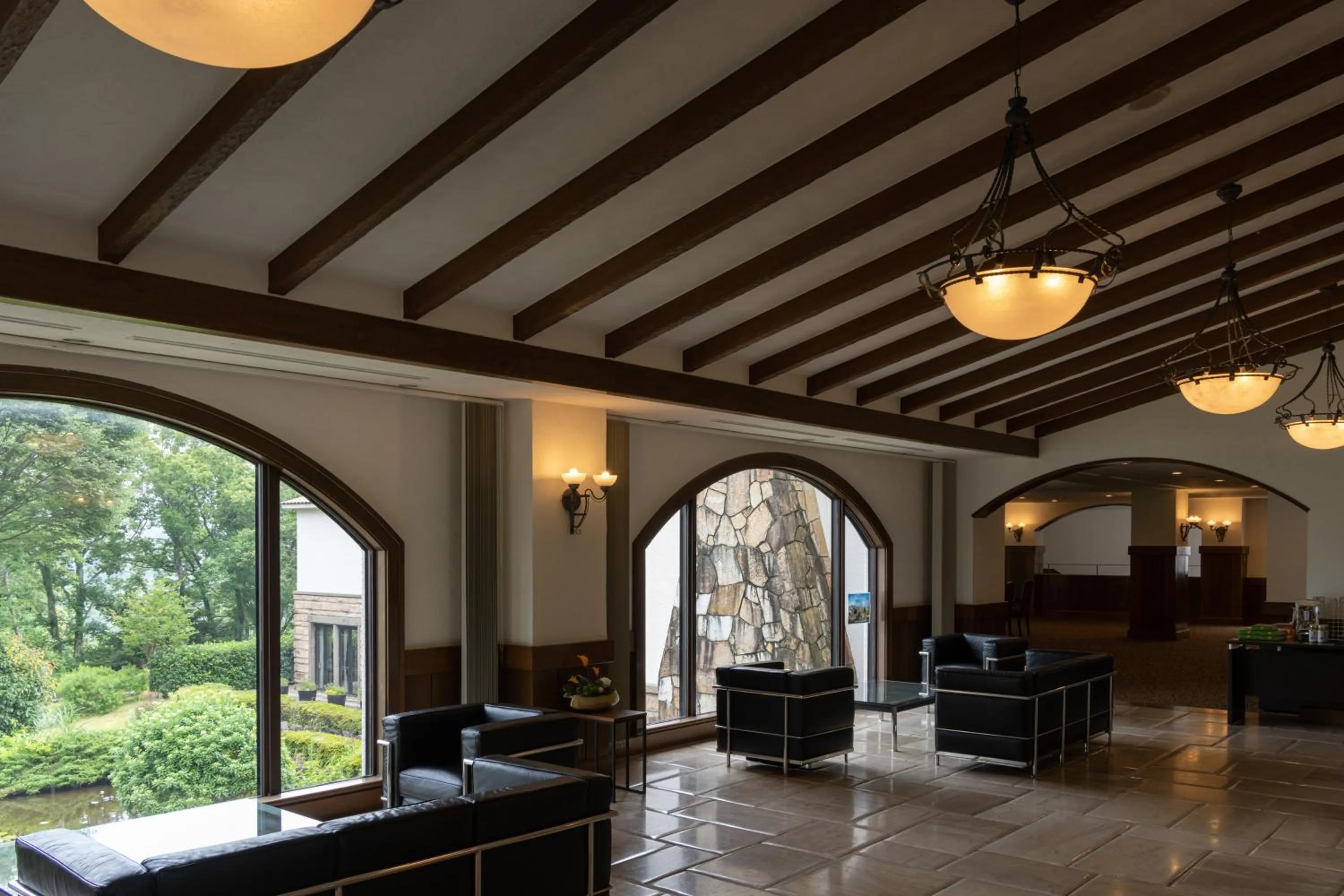 Lobby or reception in 伊豆高原温泉ホテル 森の泉