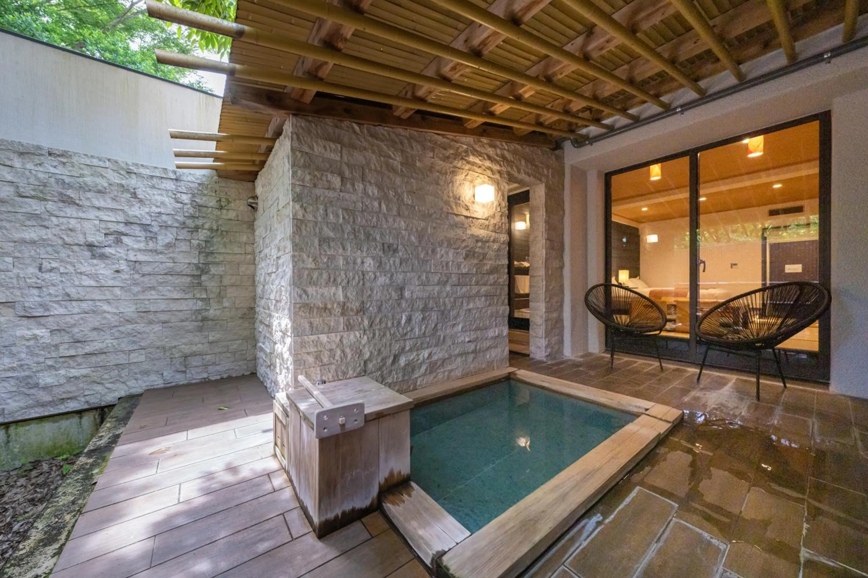 Hot Spring Bath in 伊豆高原温泉ホテル 森の泉