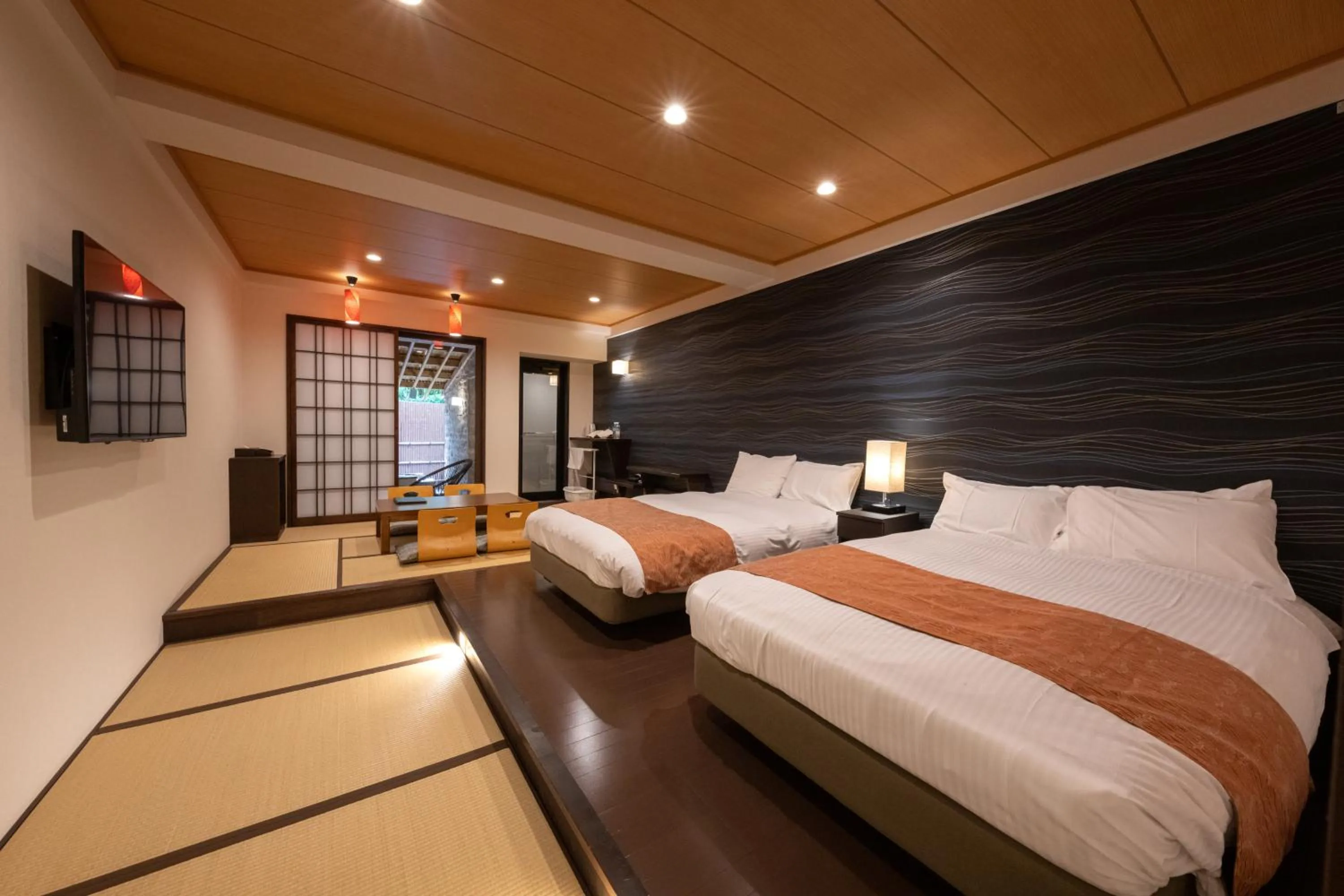 Bed in 伊豆高原温泉ホテル 森の泉