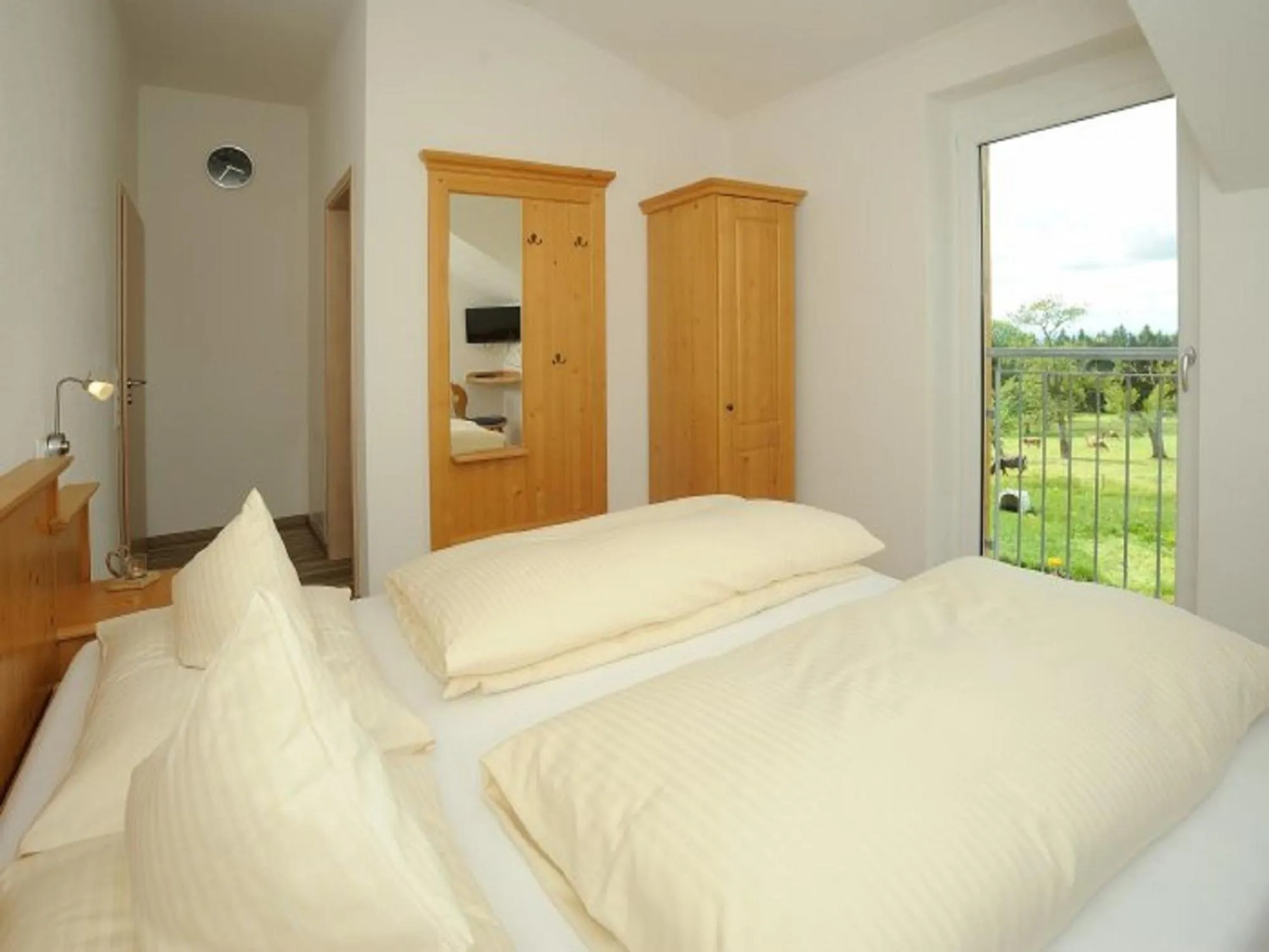 Bedroom, Bed in Ferienhof Bitschnau