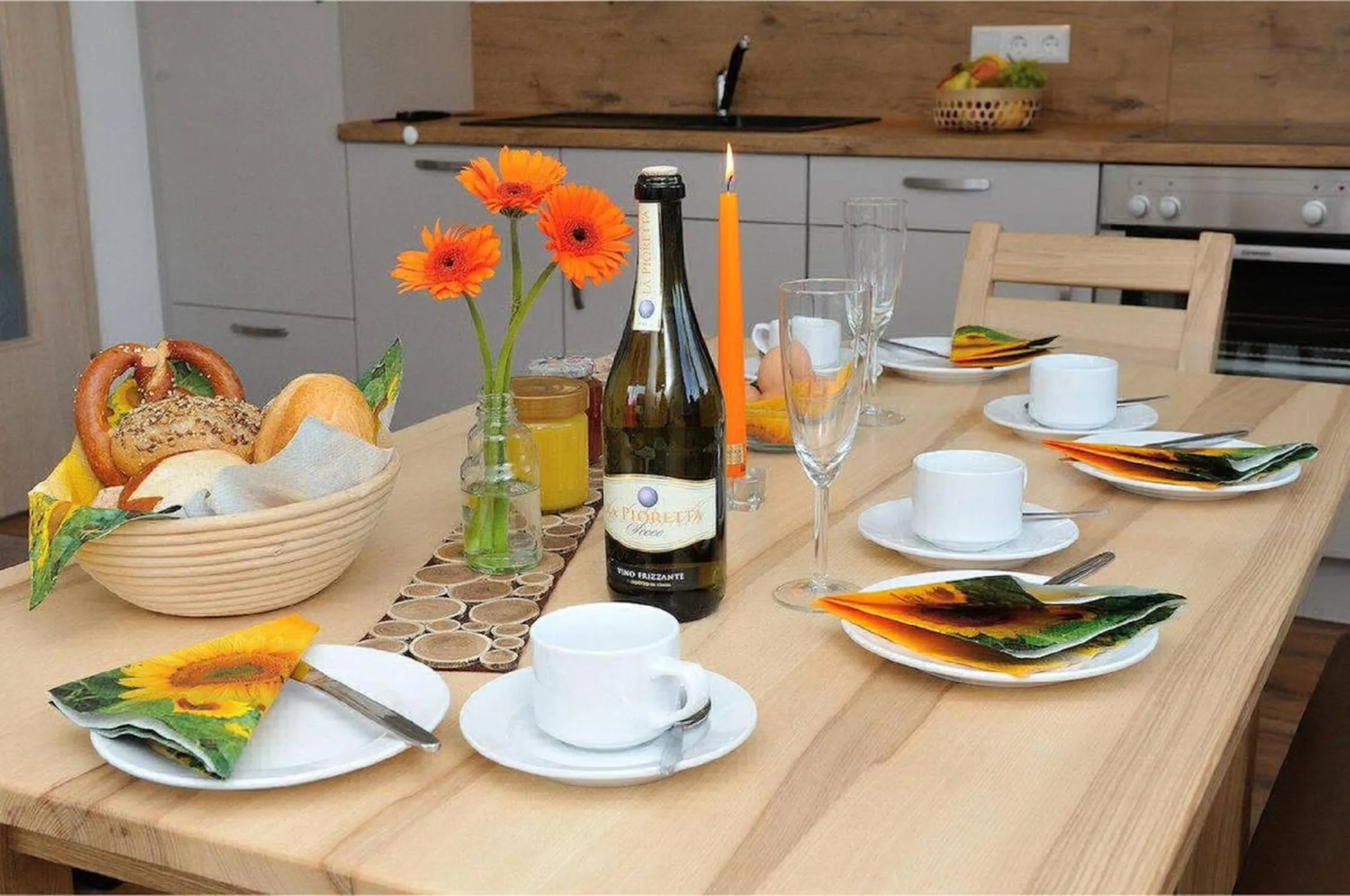 Dining area in Ferienhof Bitschnau