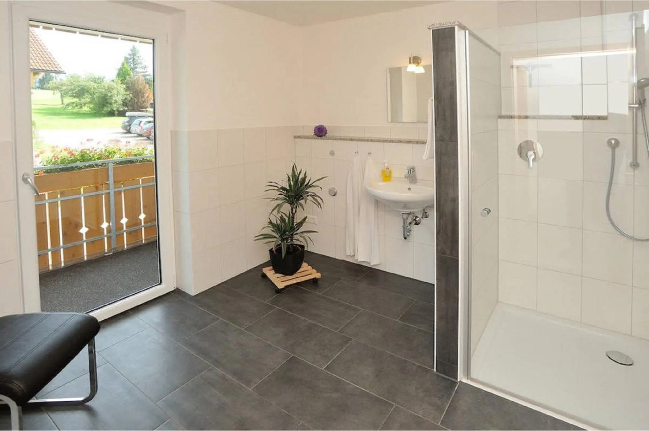 Bathroom in Ferienhof Bitschnau