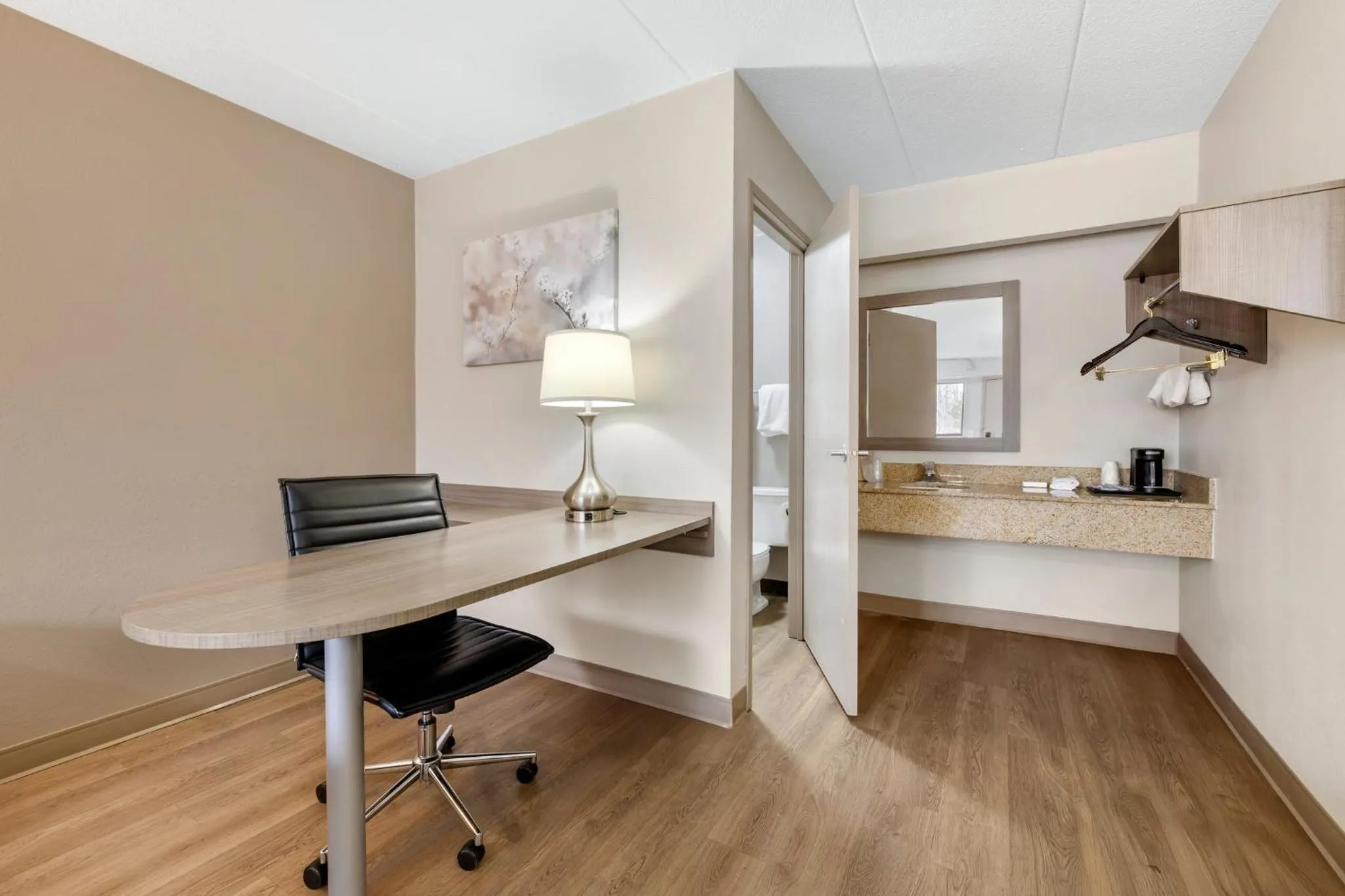 Bedroom in Red Roof Inn Parsippany