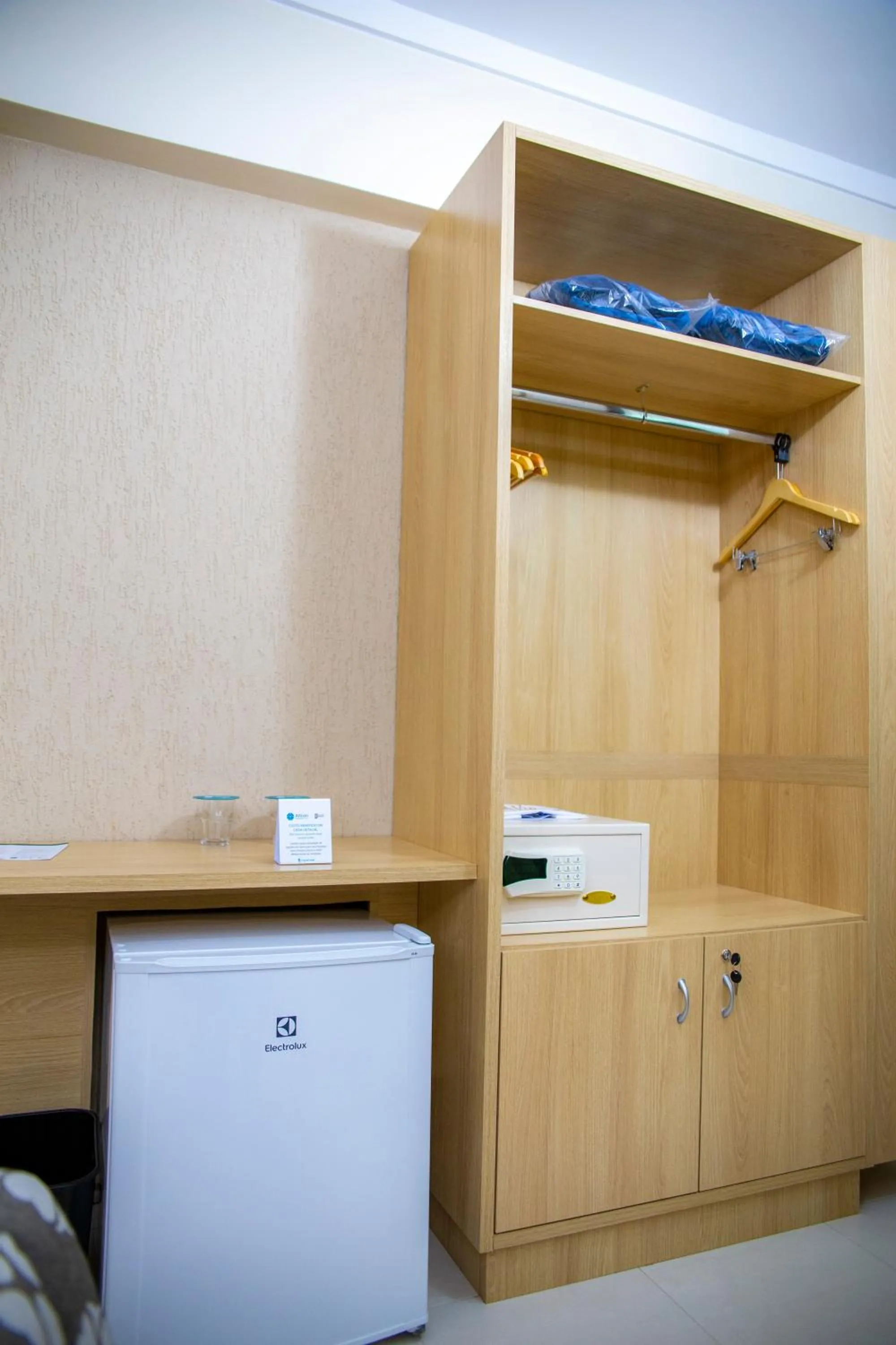 Twin Room - Disability Access in House Inn Hotel - Anashopping