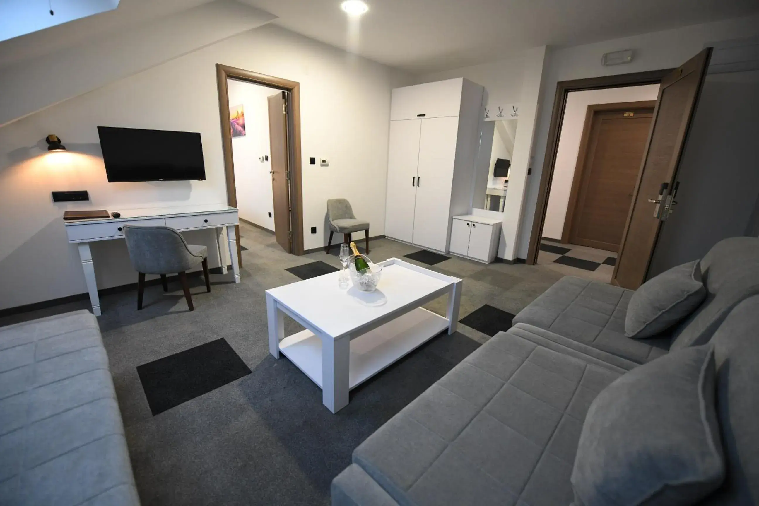 Deluxe Apartment in Hotel Kole Deluxe Apartment in Hotel Kole