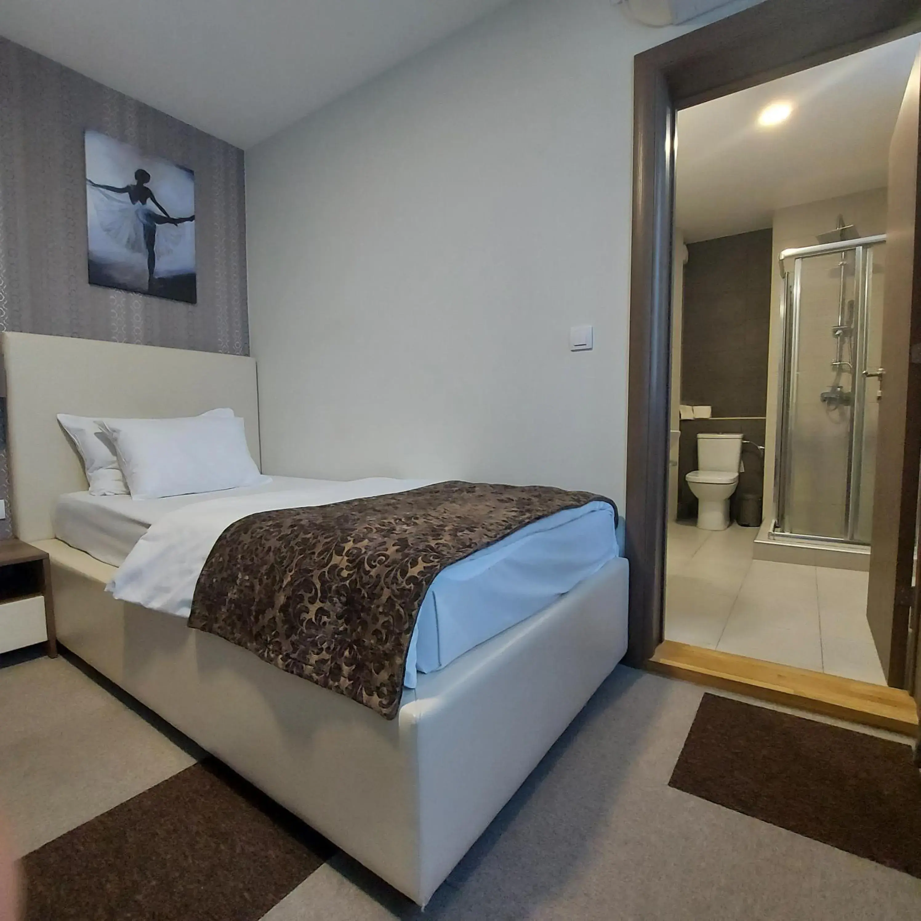 Single Room - single occupancy in Hotel Kole Single Room - single occupancy in Hotel Kole