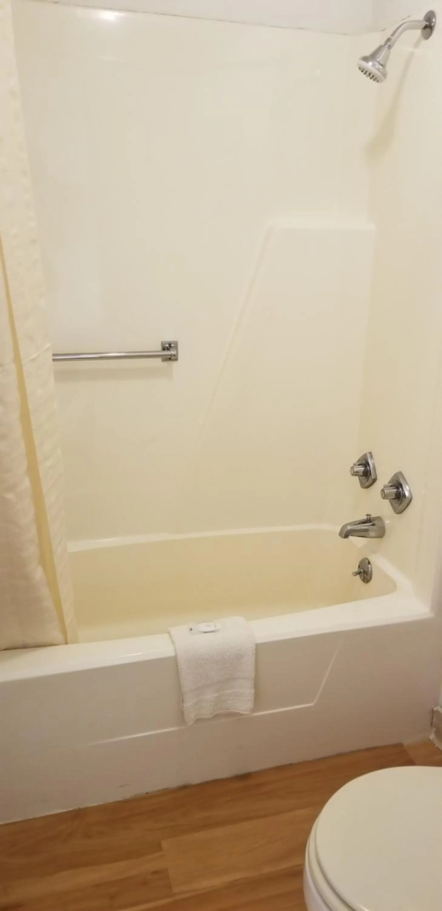 Bathroom in FairBridge Inn Express London