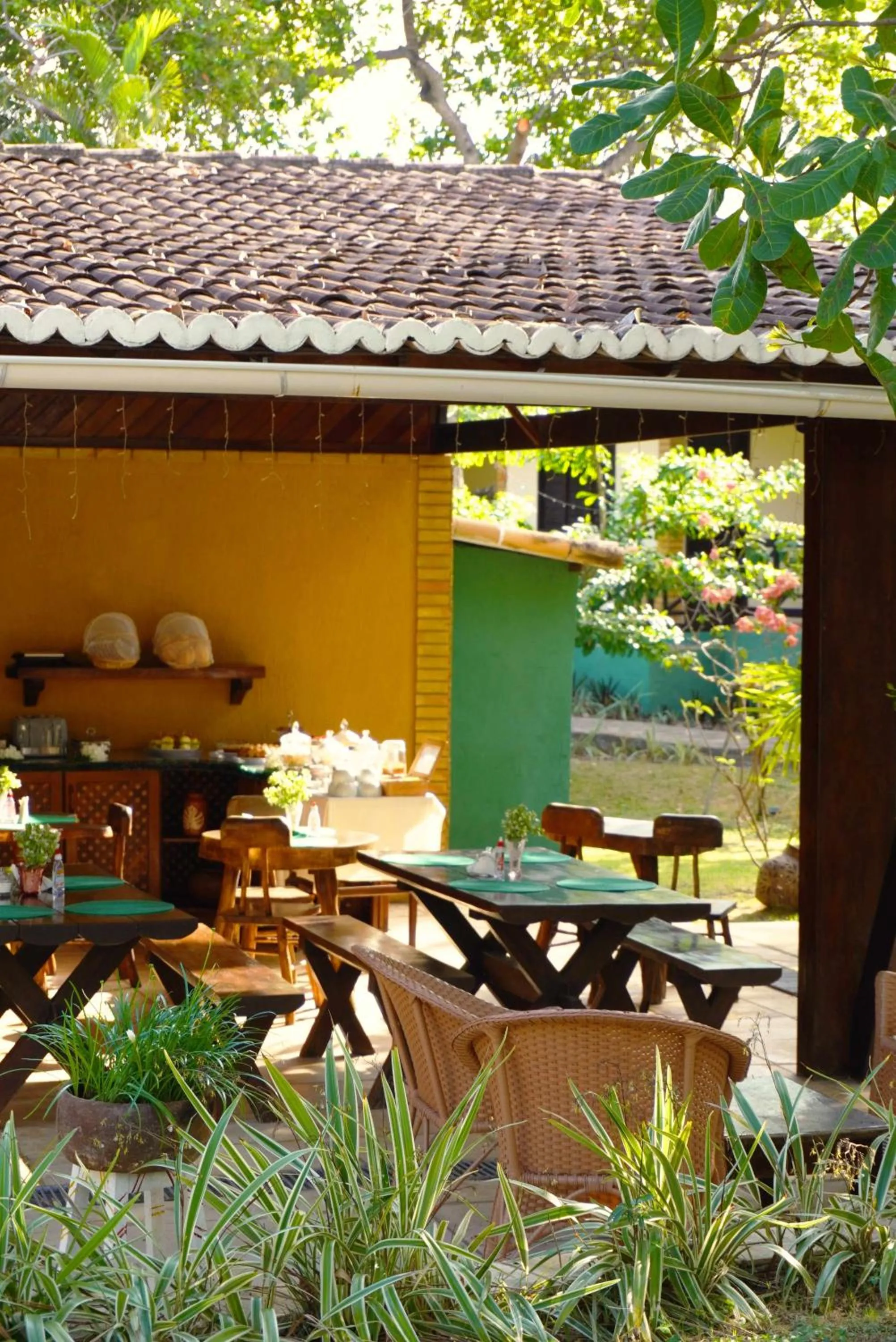 Restaurant/places to eat in Pousada Sol e Luna