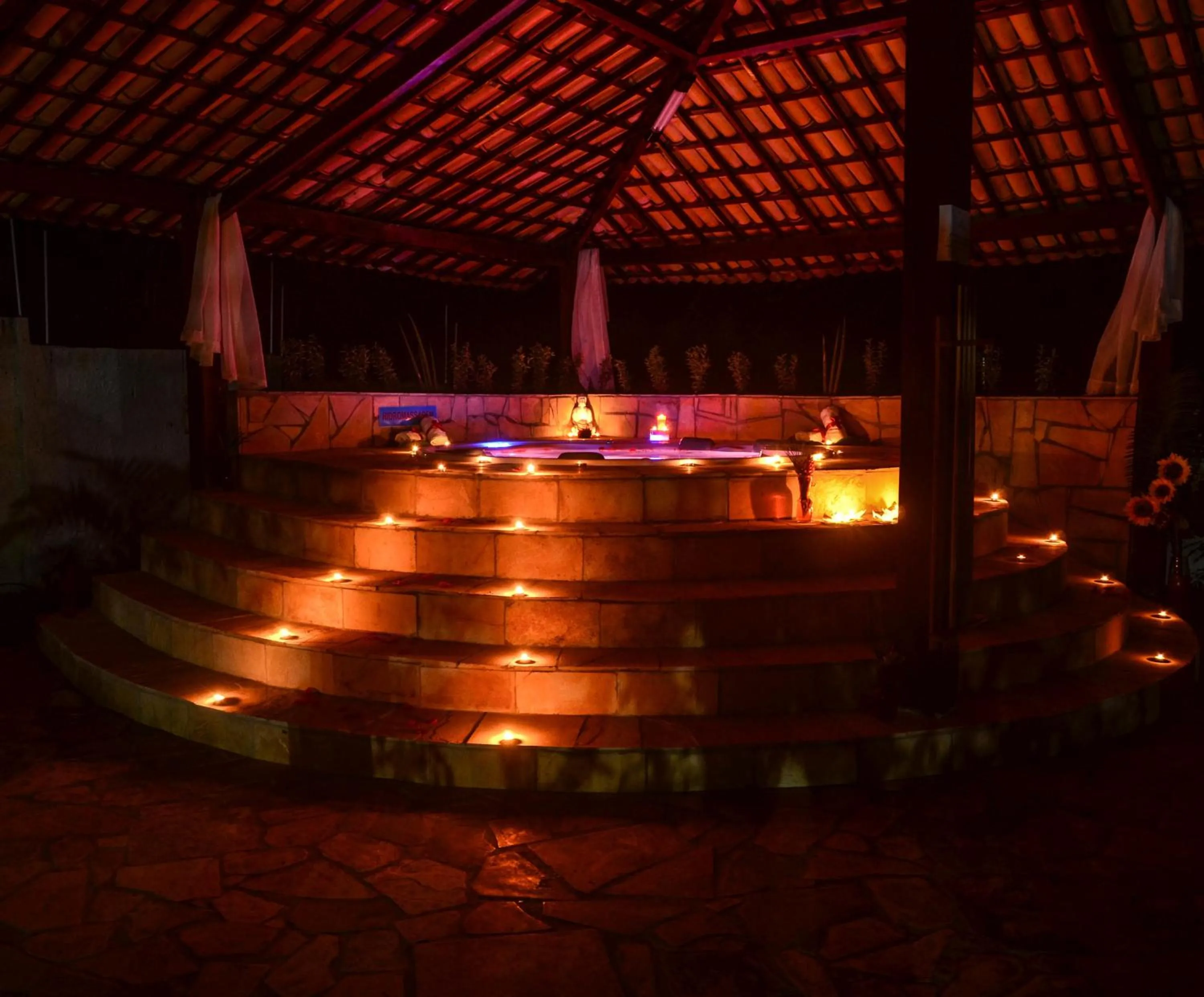 Hot Tub in Pousada Sol e Luna