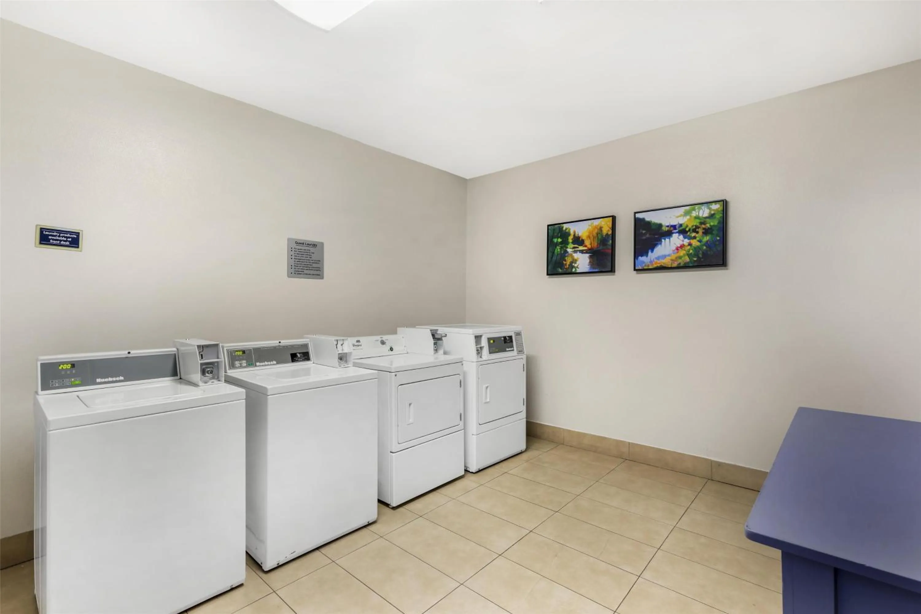 laundry in Best Western Plus Fort Worth Forest Hill Inn & Suites