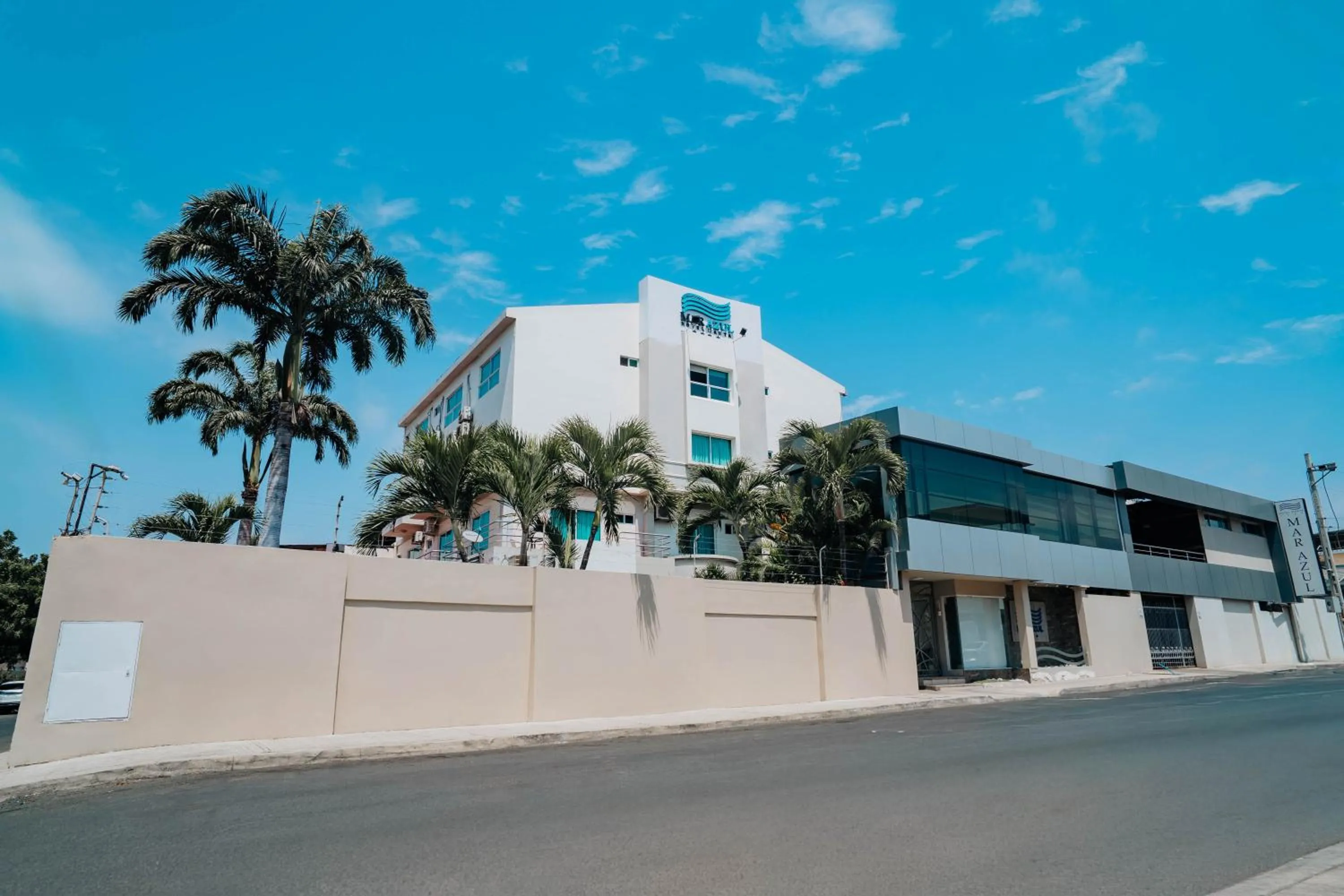 Hotel Mar Azul