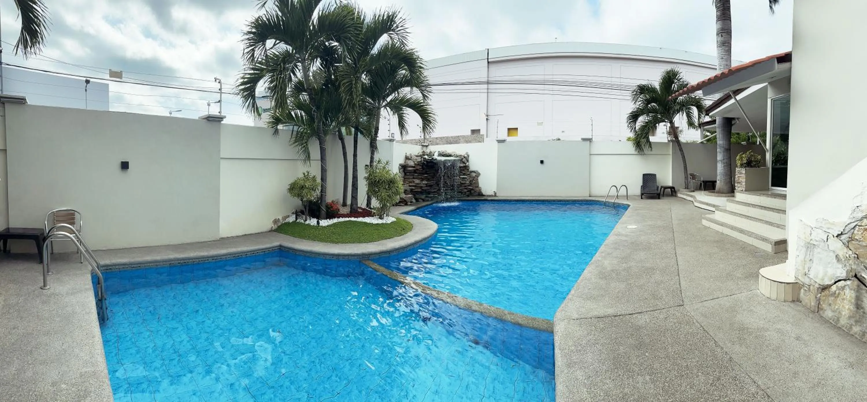Patio in Hotel Mar Azul
