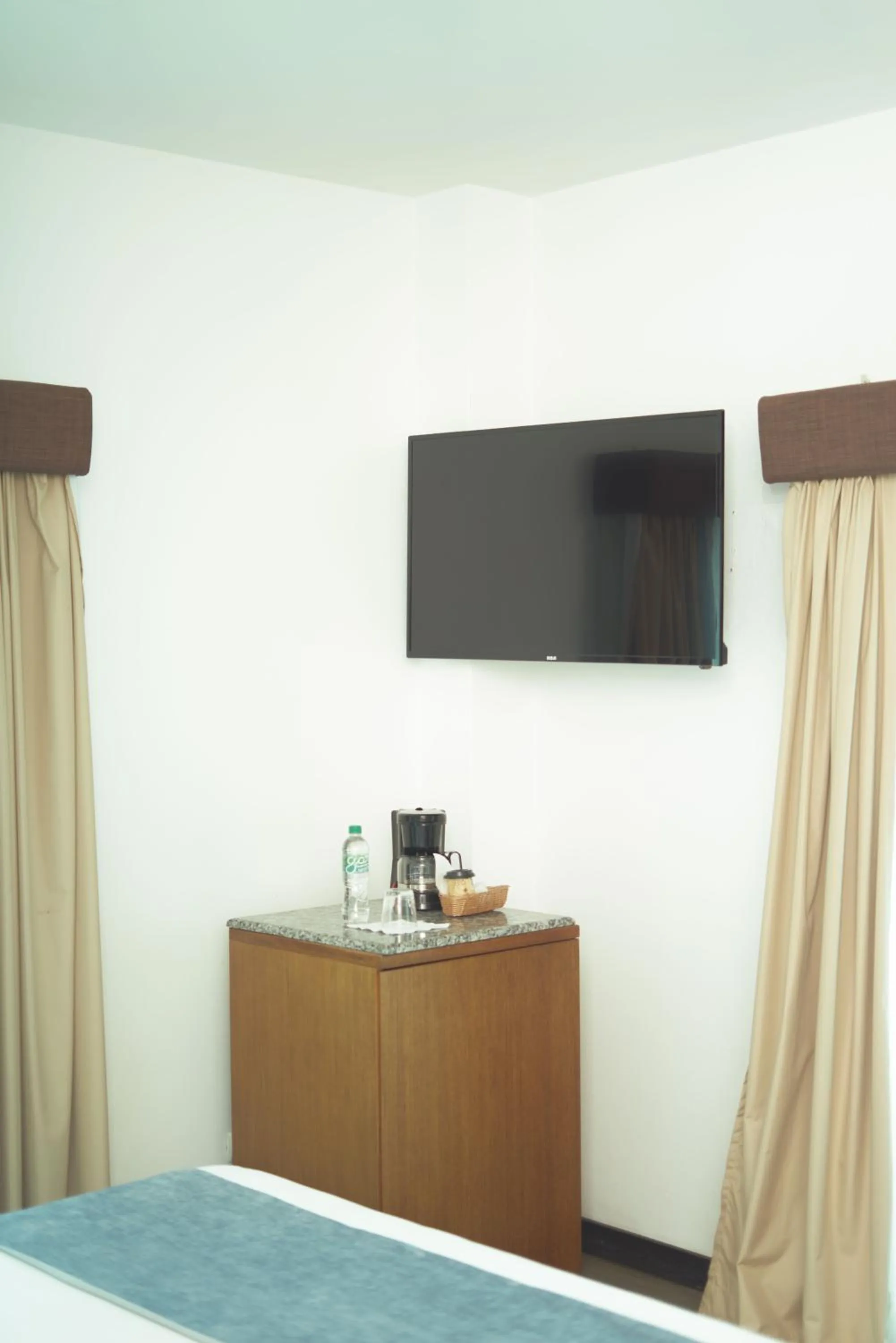 TV and multimedia in Hotel Mar Azul