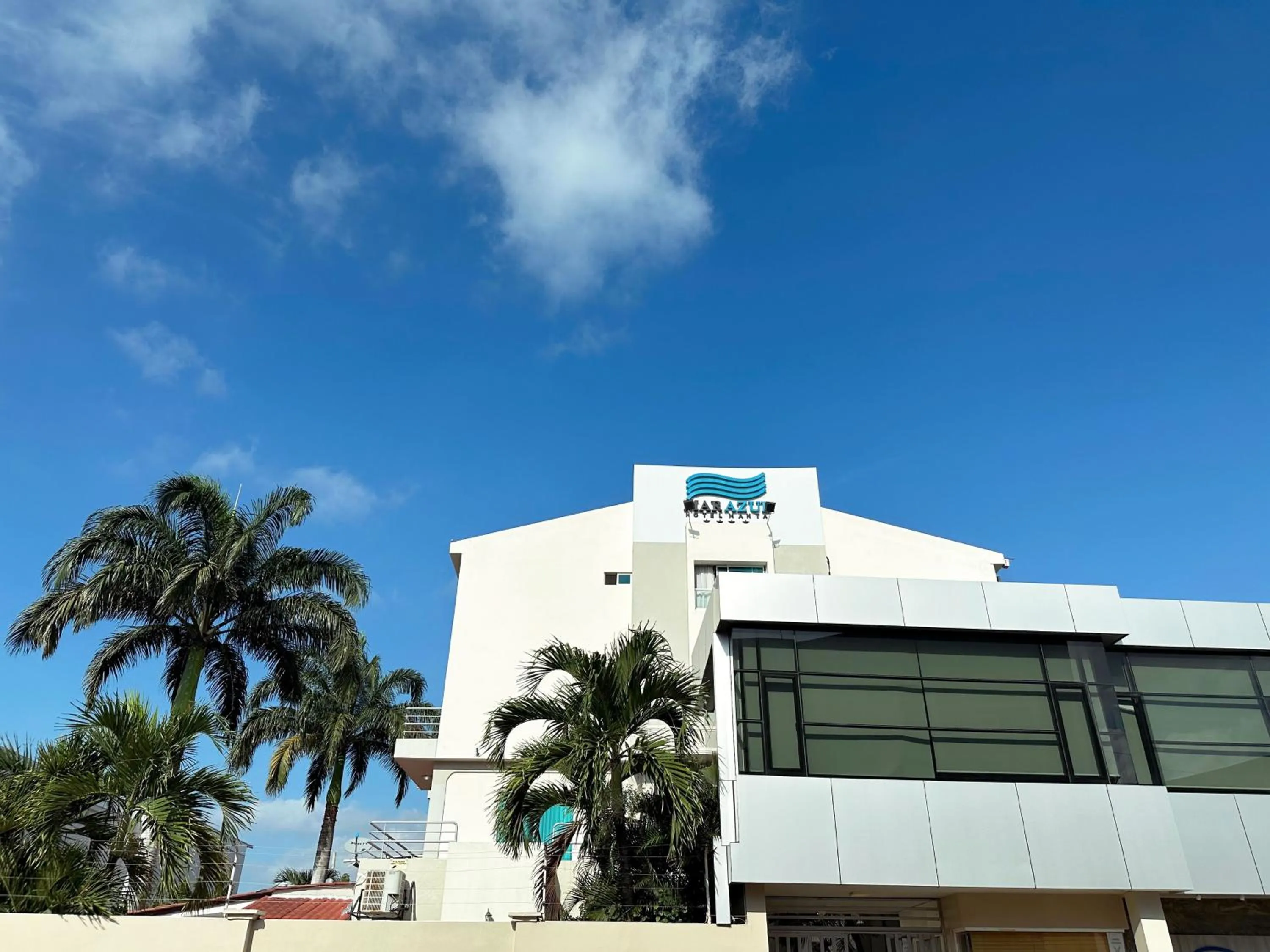 Property building in Hotel Mar Azul