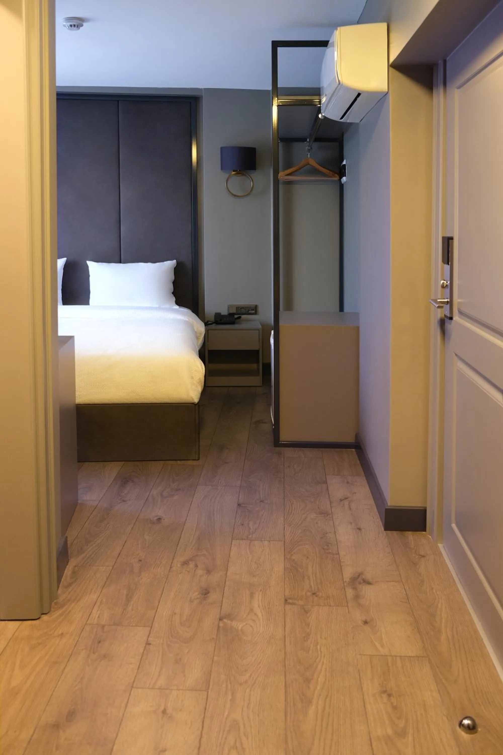 Bed in Dilens Bosphorus Hotel