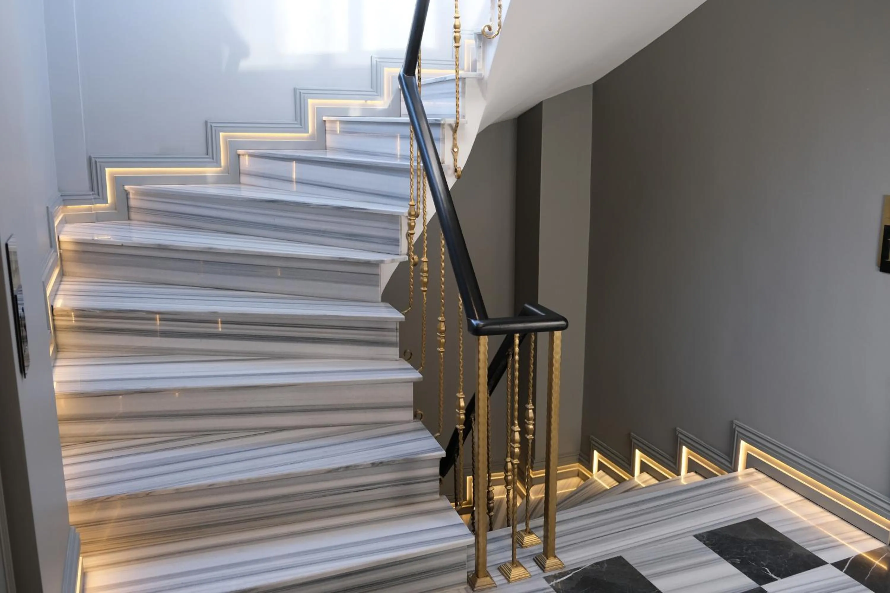 Property building in Dilens Bosphorus Hotel