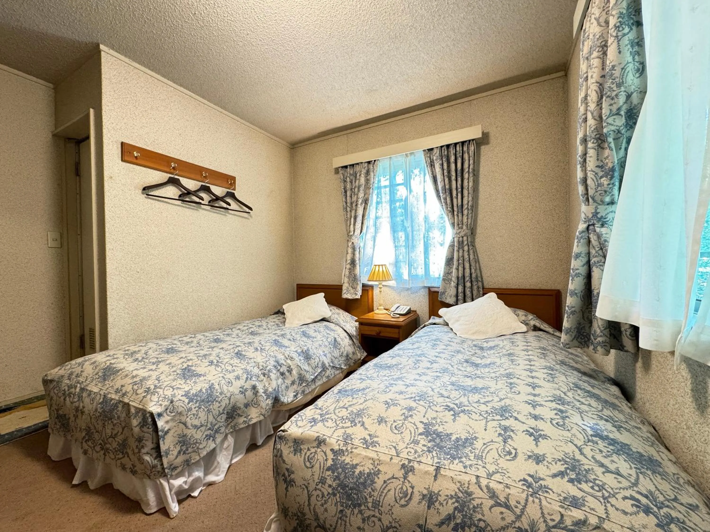 Photo of the whole room, Bed in Country Inn Orchard House