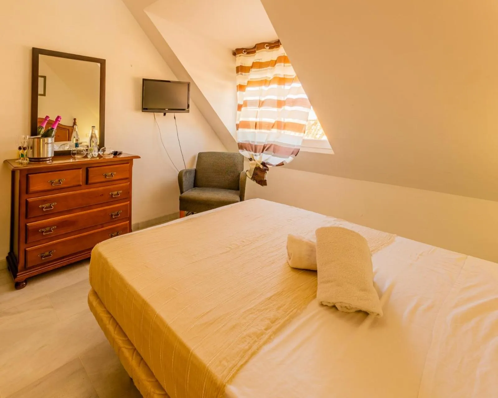 Photo of the whole room, Bed in Hotel La Morena