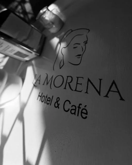 Restaurant/places to eat in Hotel La Morena