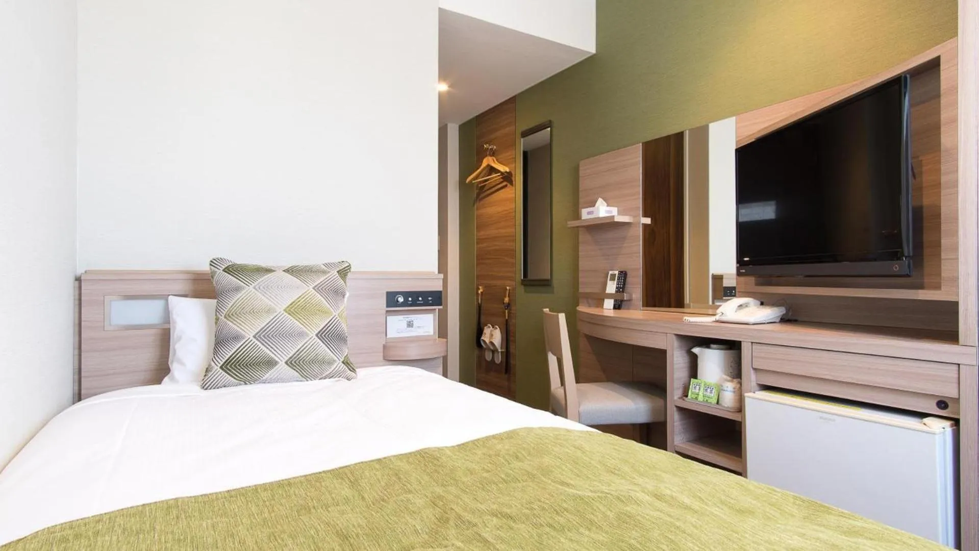 Bed in Fujinomiya Fujikyu Hotel