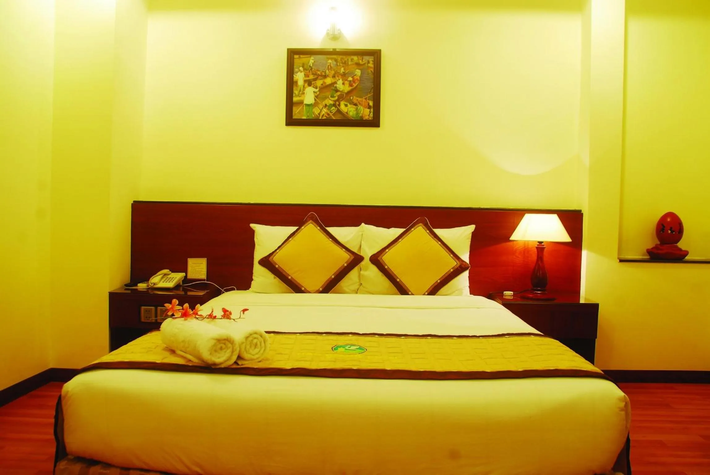 bunk bed, Bed in Hau Giang Hotel