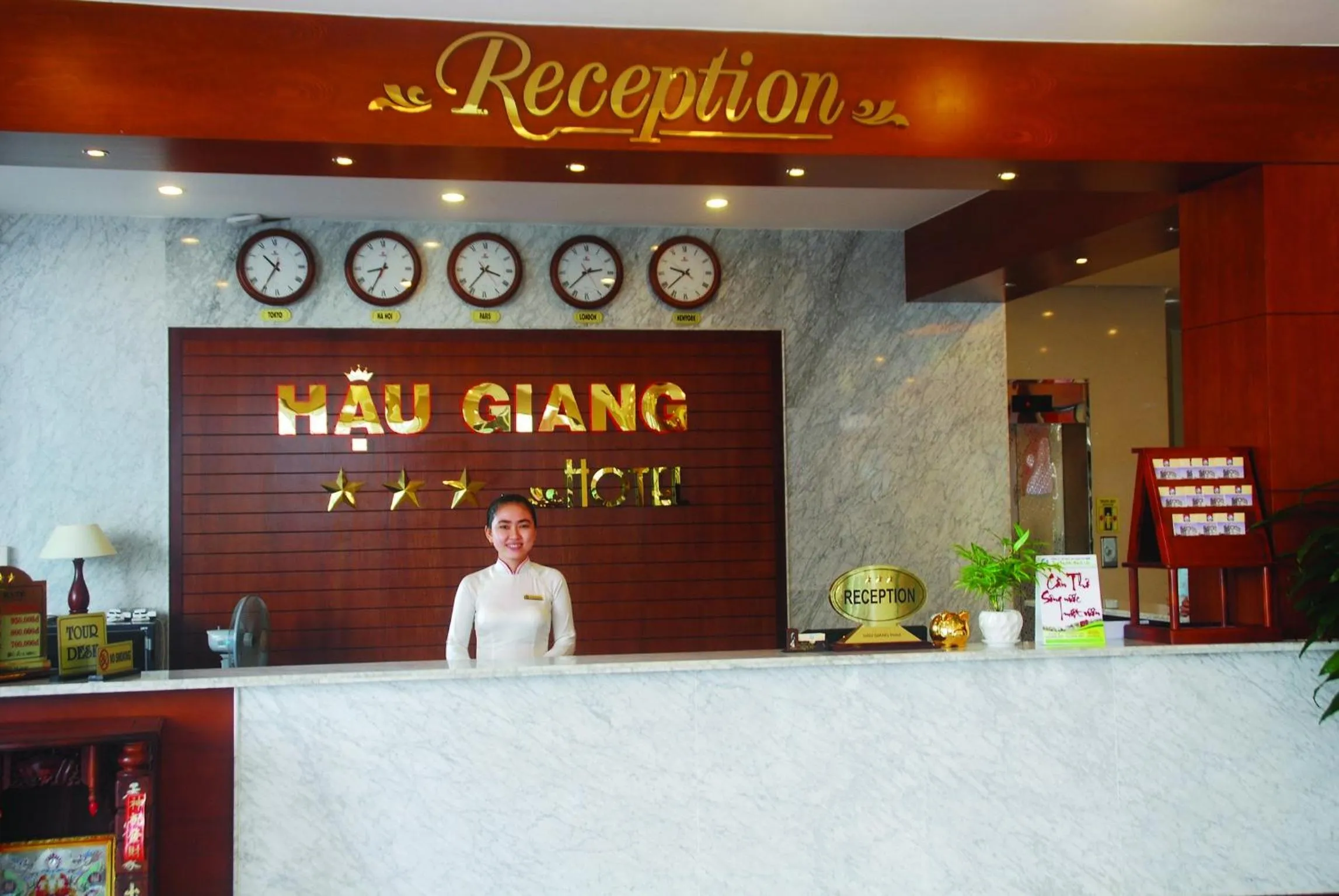 Lobby or reception in Hau Giang Hotel