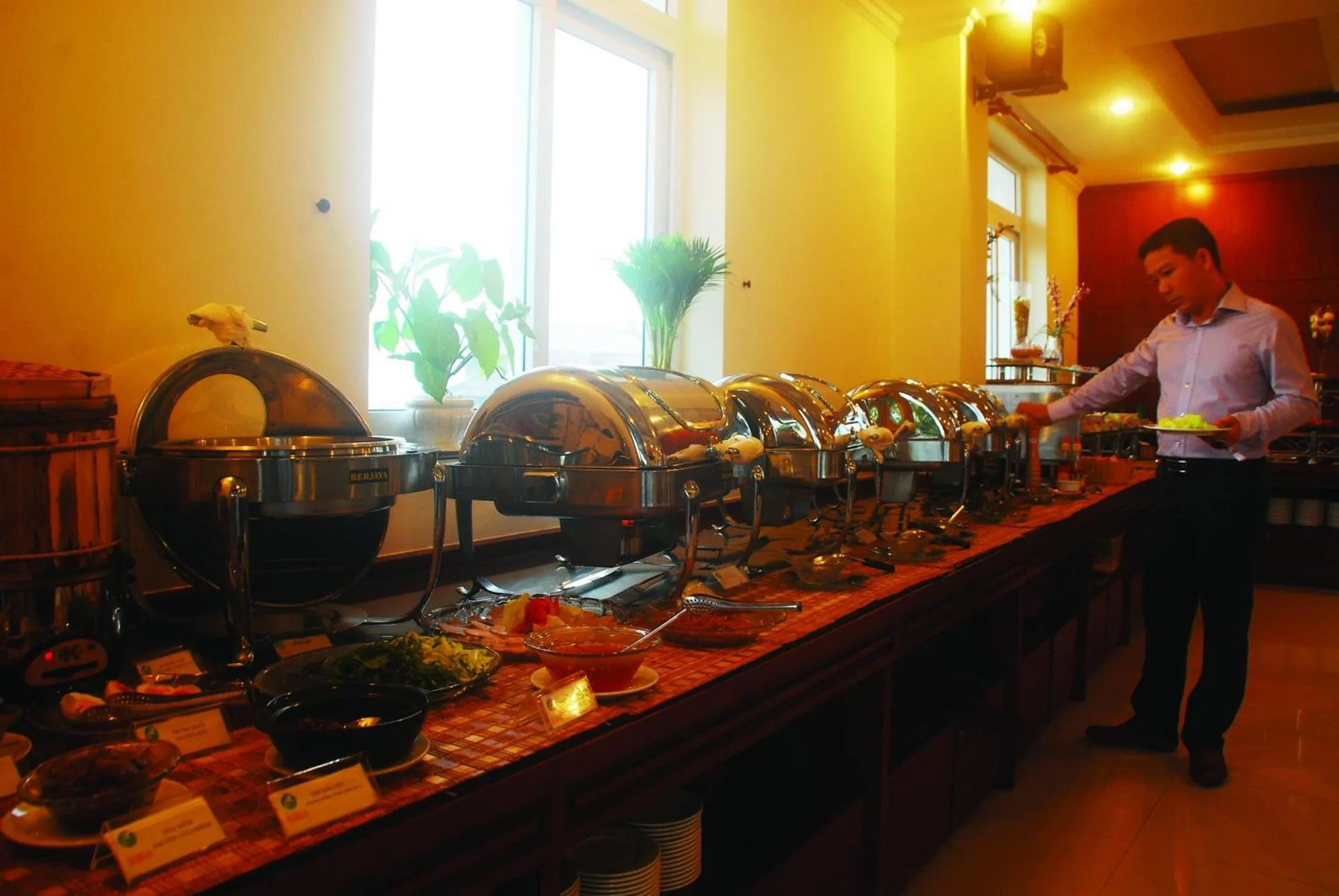 Buffet breakfast in Hau Giang Hotel