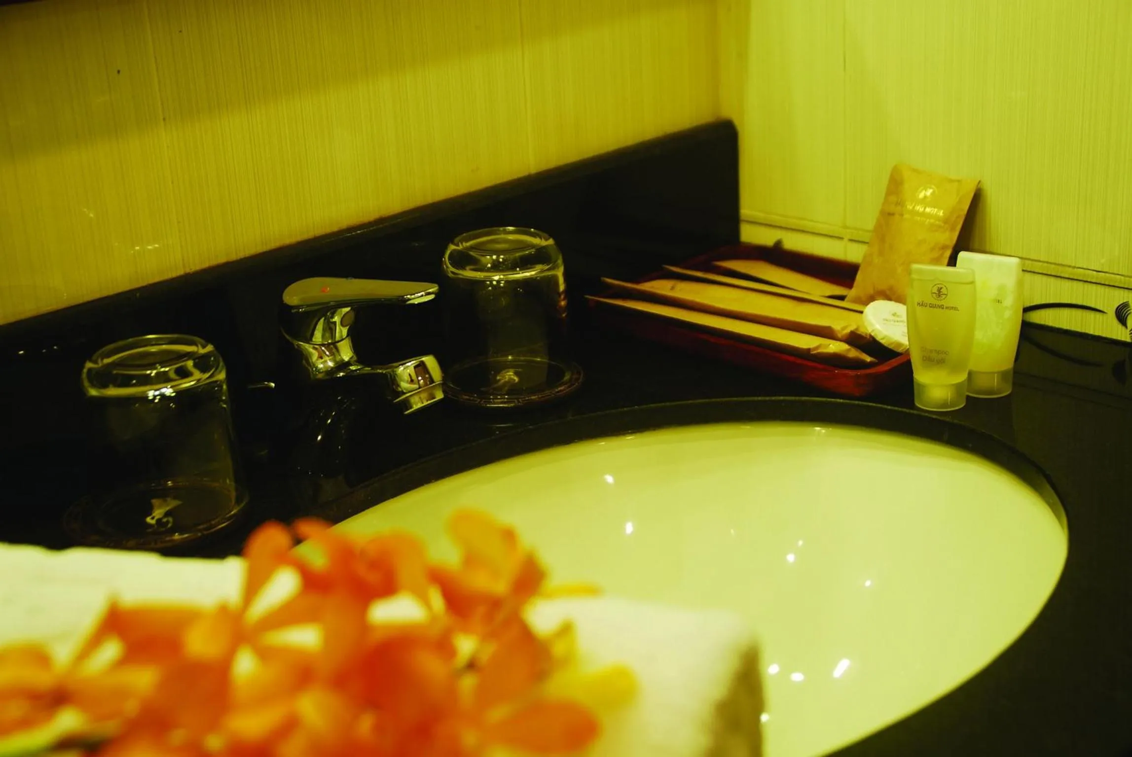 bunk bed in Hau Giang Hotel