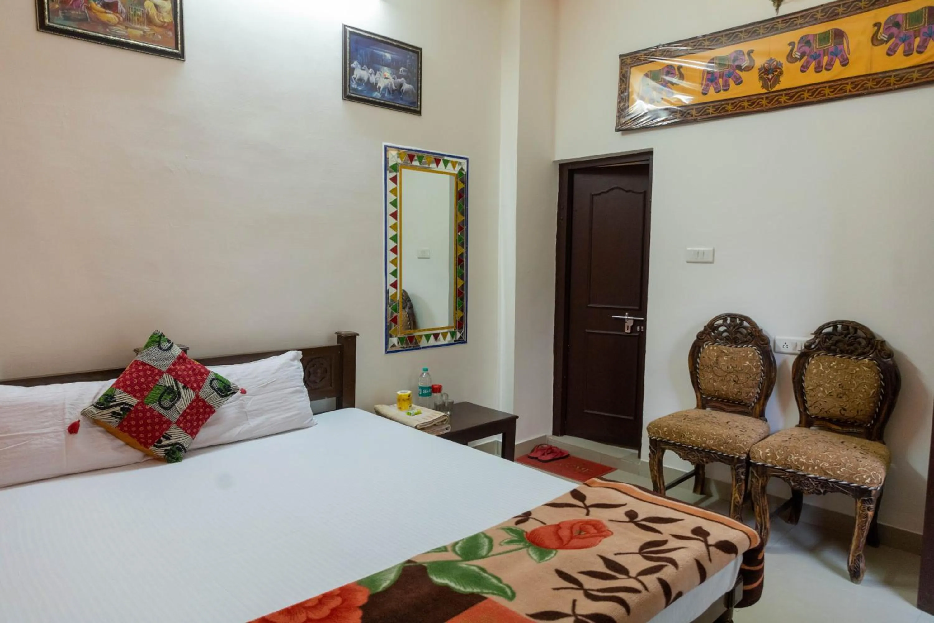 Bed in Hotel tulsi palace