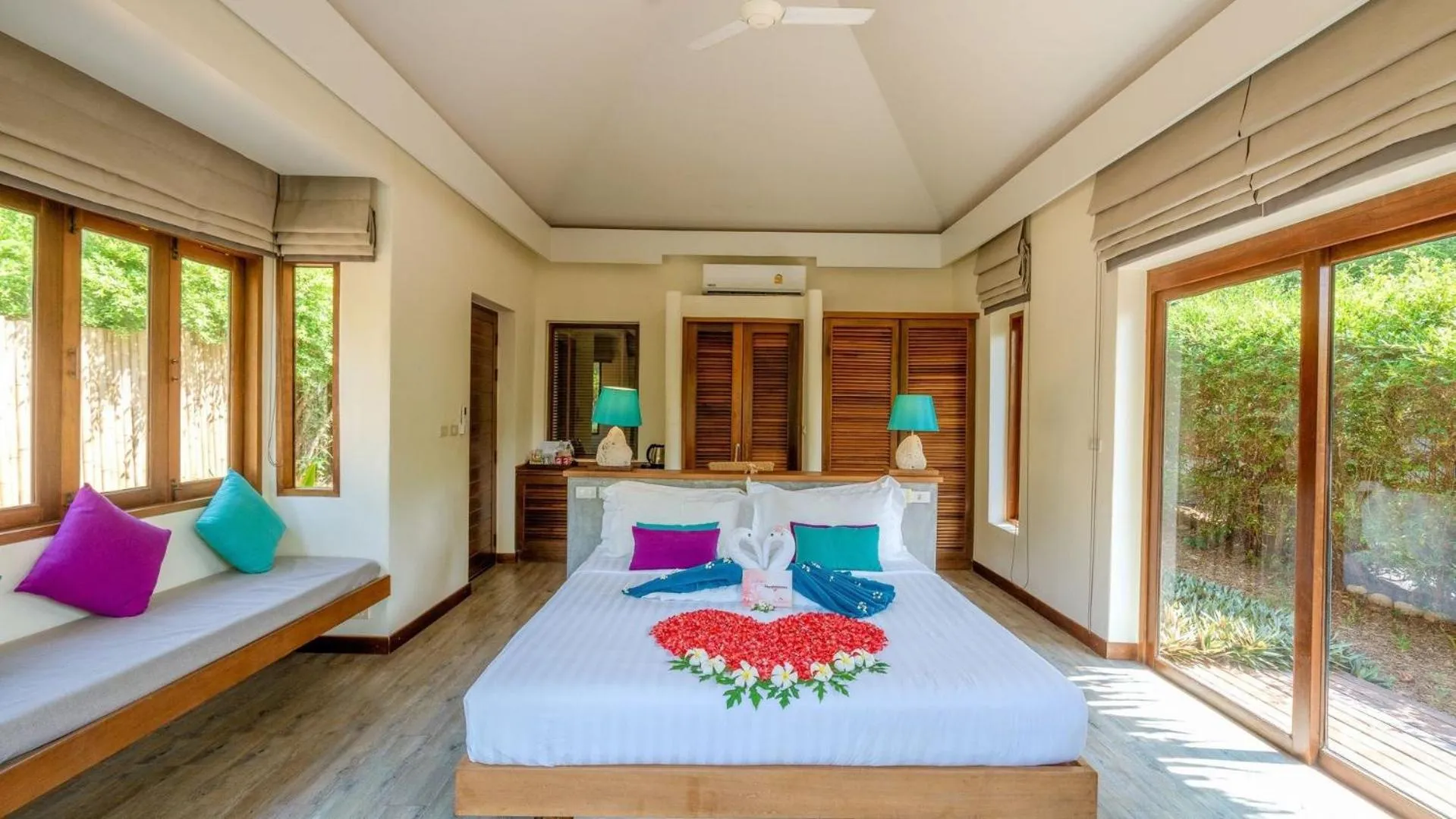 Bed in Sea Dance Resort