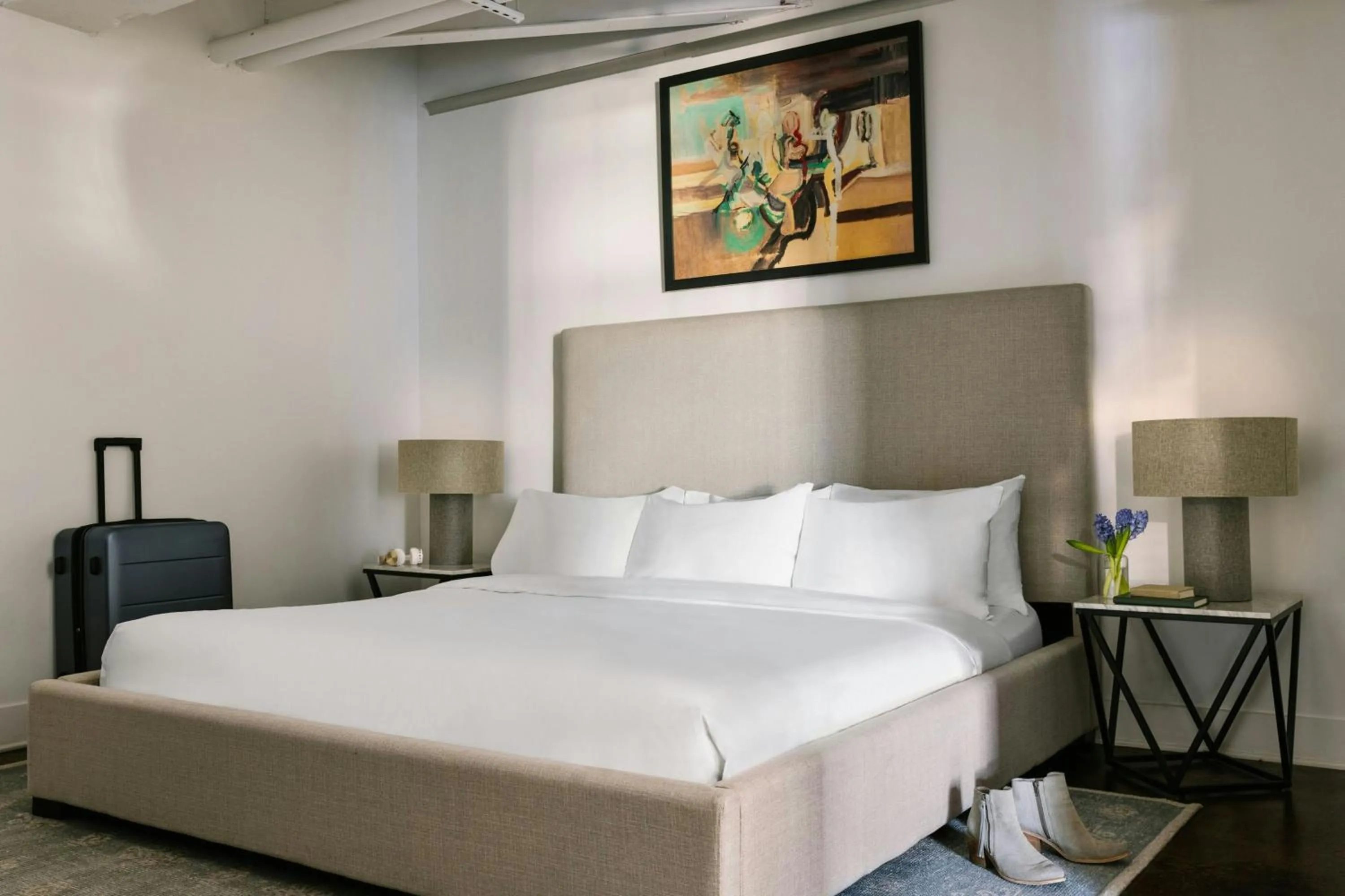 Bedroom, Bed in Sonder by Marriott Bonvoy Dovetail Apartments Downtown