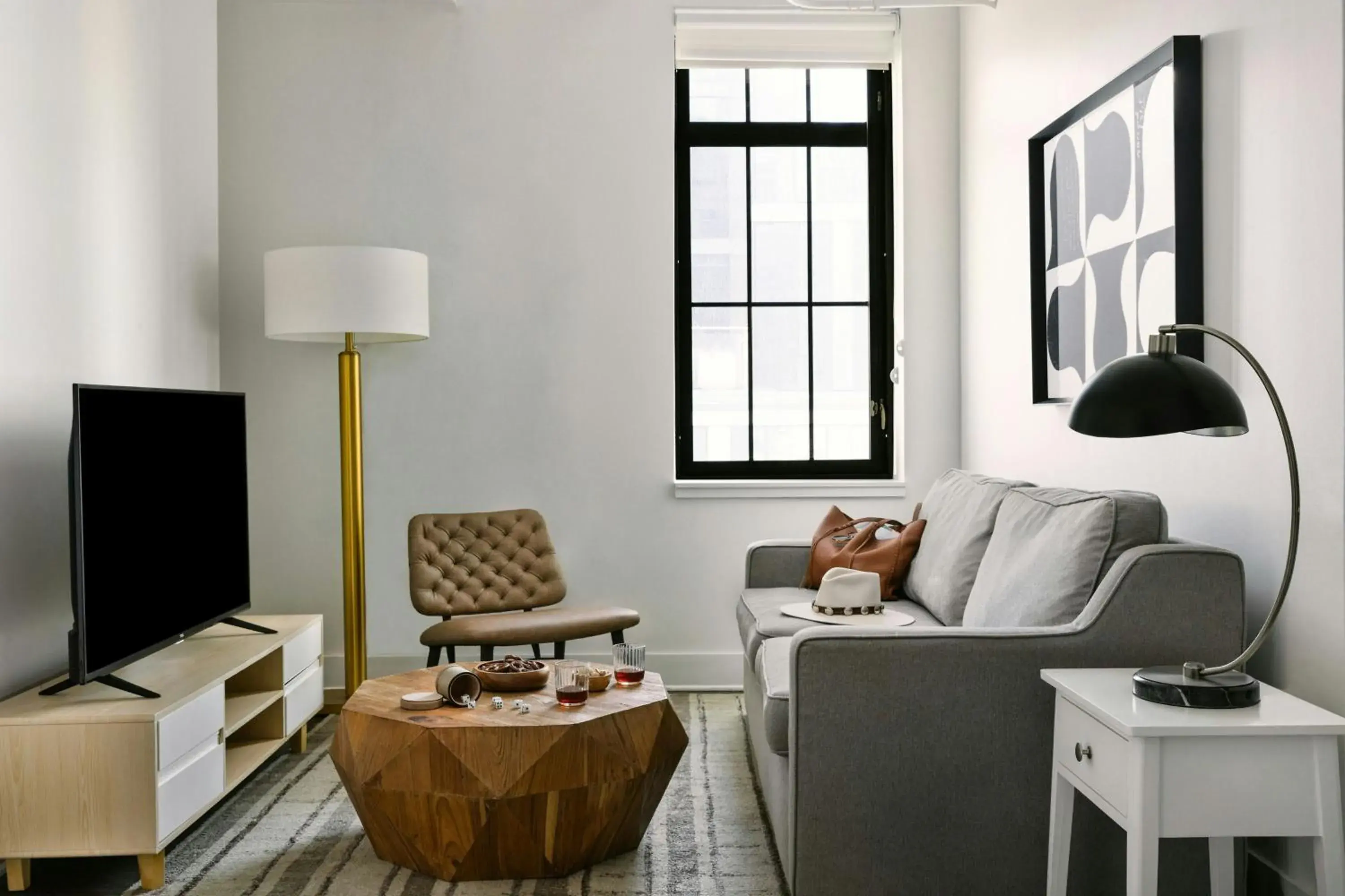 One-Bedroom Apartment with Queen and Sofa Bed in Sonder by Marriott Bonvoy Dovetail Apartments Downtown One-Bedroom Apartment with Queen and Sofa Bed in Sonder by Marriott Bonvoy Dovetail Apartments Downtown