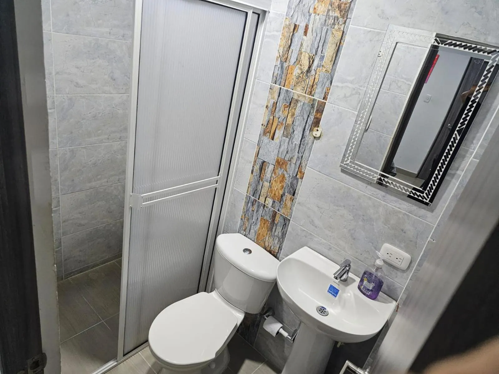 Bathroom in Apartaestudios Galanni