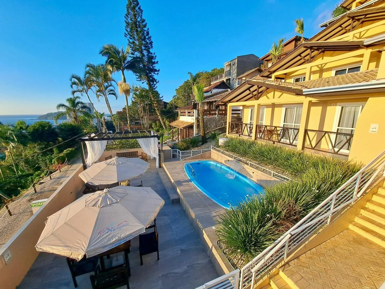 Swimming pool in Pousada Vila do Navegante