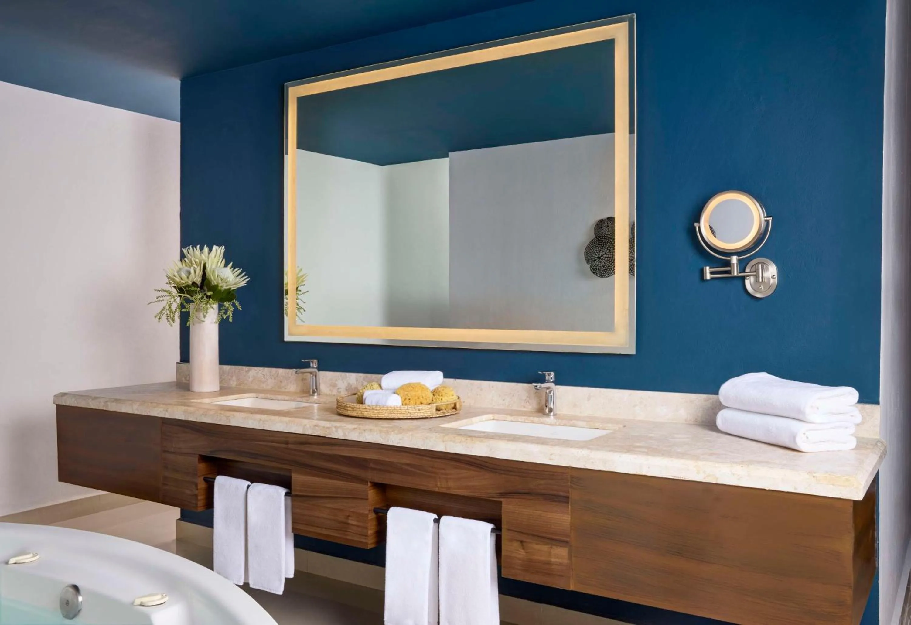 Bathroom in Dreams Puerto Morelos Resort & Spa - All Inclusive