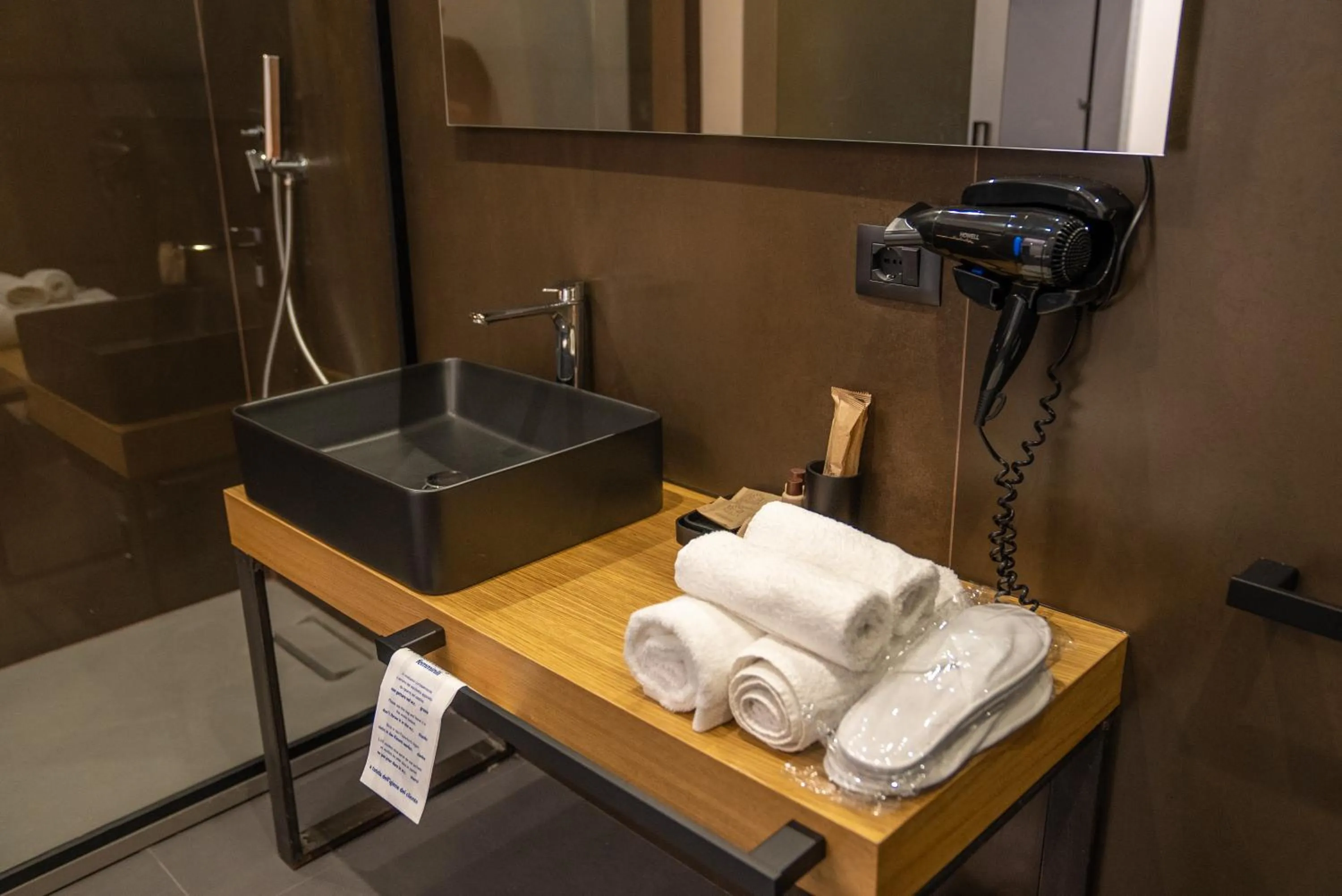 Shower in Hart Boutique Hotel