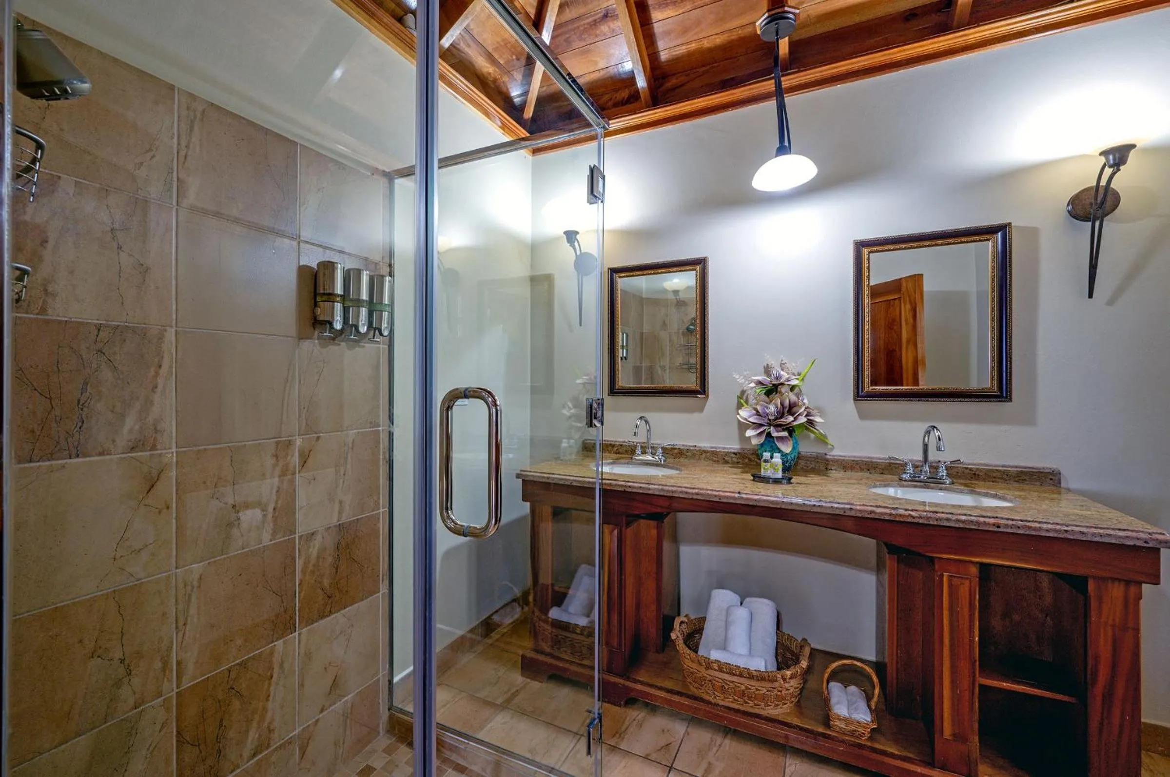 Bathroom in Ocean Cliff Hotel Negril Limited - Adults Only