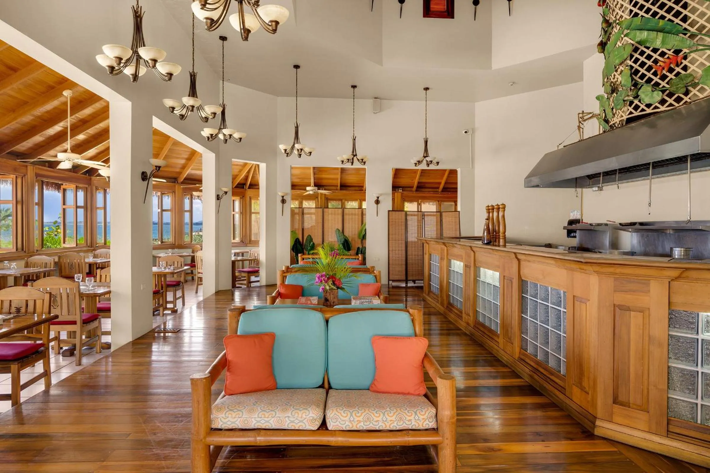 Restaurant/places to eat in Ocean Cliff Hotel Negril Limited - Adults Only